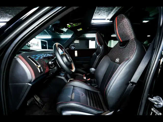 Mini Countryman view 11