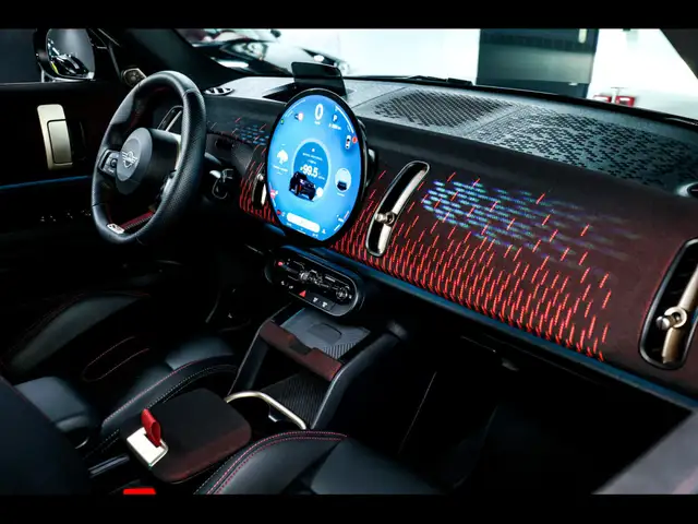 Mini Countryman view 12