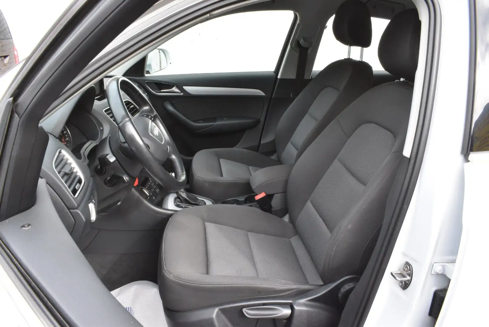 Audi Q3 1.4 TFSI c.o.d S tronic Blanc - 2