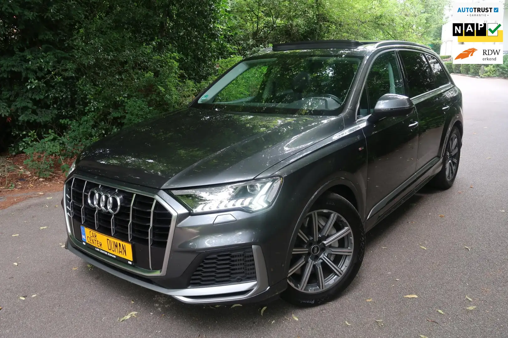 Audi Q7 55 TFSI e quattro Pro Line S 360° Pano Stoelverkoe Grijs - 1