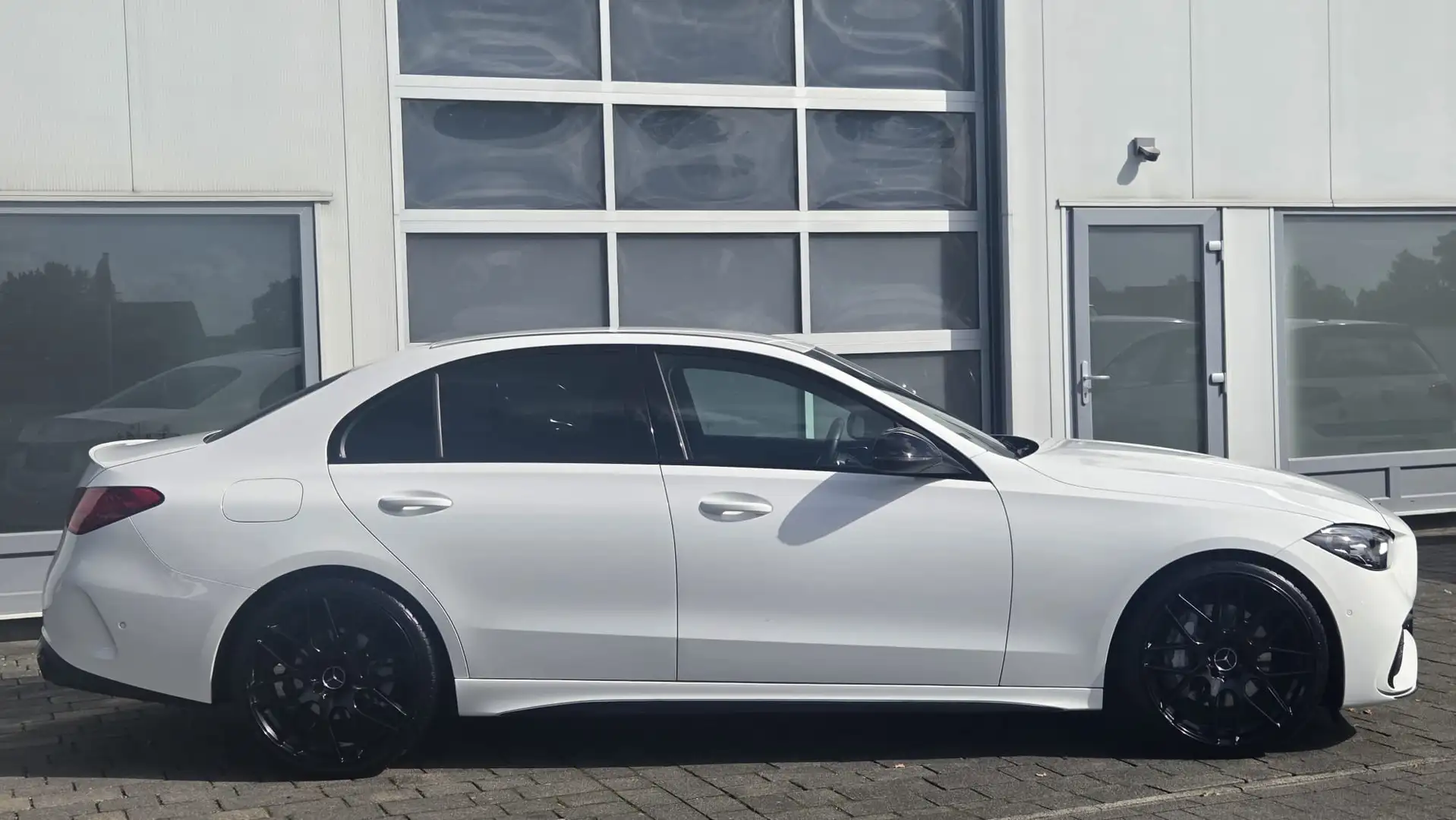 Mercedes-Benz C 180 AMG KAMERA CARPLAY 20 Zoll Blanc - 2