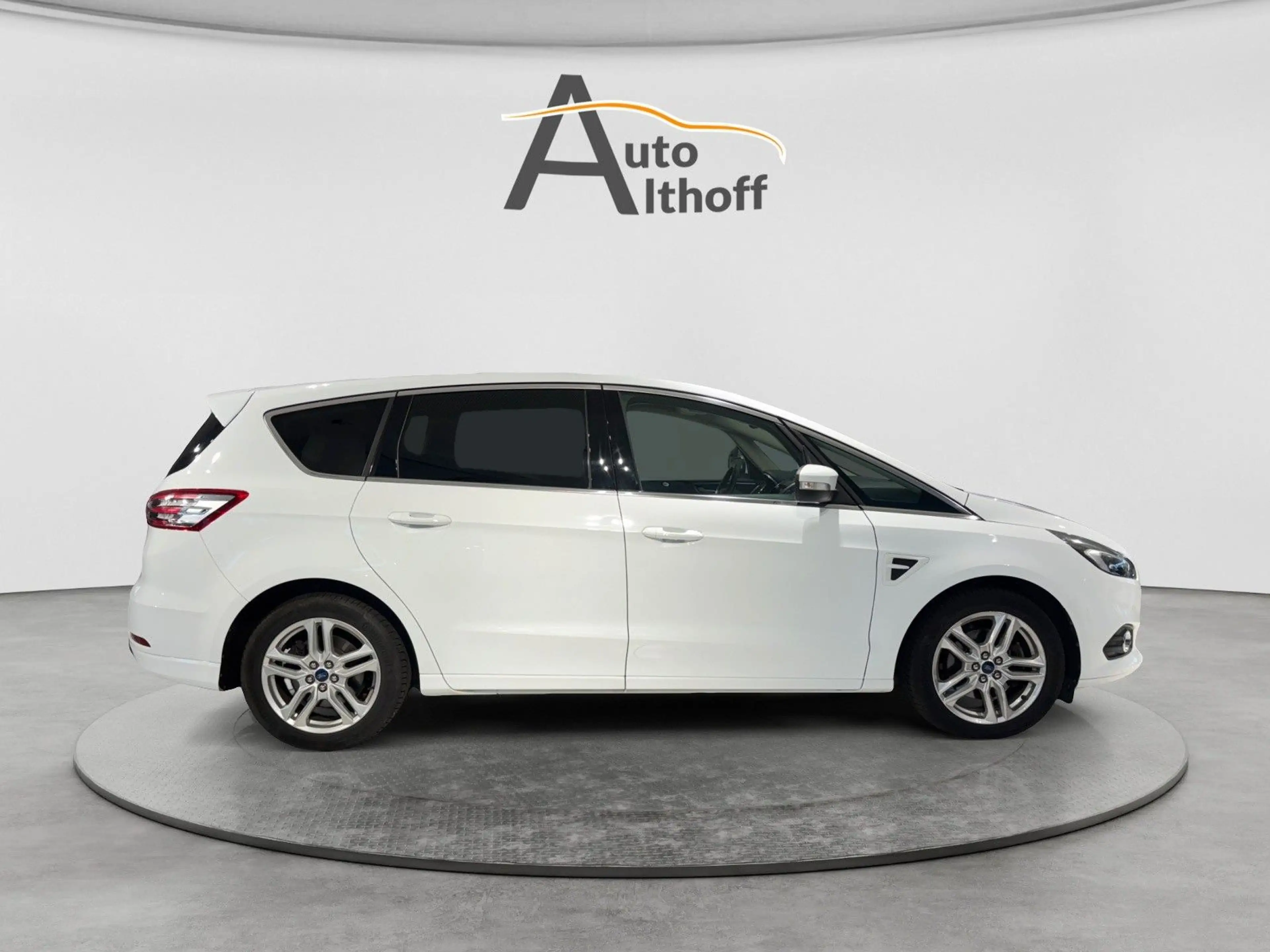Ford S-Max S-MAX Titanium 7Sitz./LED/SZH/NAV/ACC/KAM — photo 8