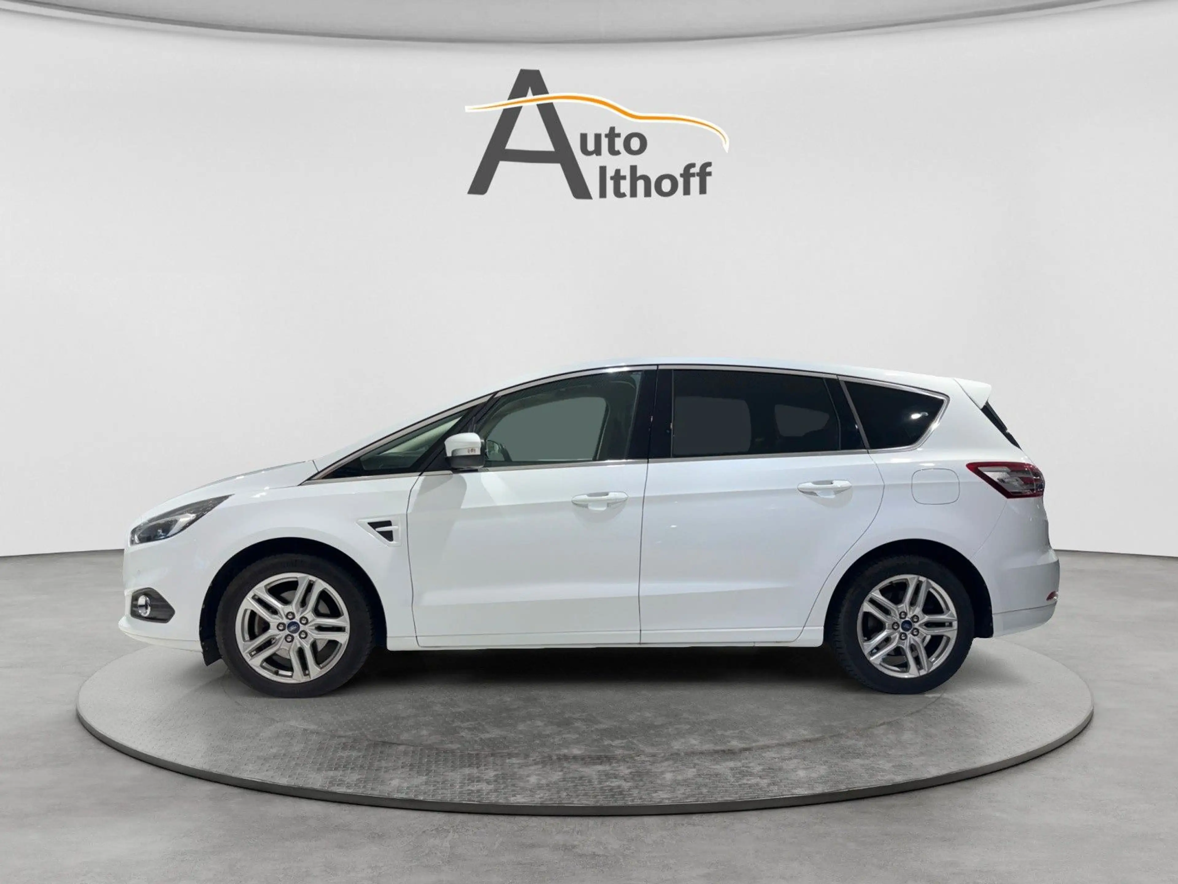 Ford S-Max S-MAX Titanium 7Sitz./LED/SZH/NAV/ACC/KAM — photo 4