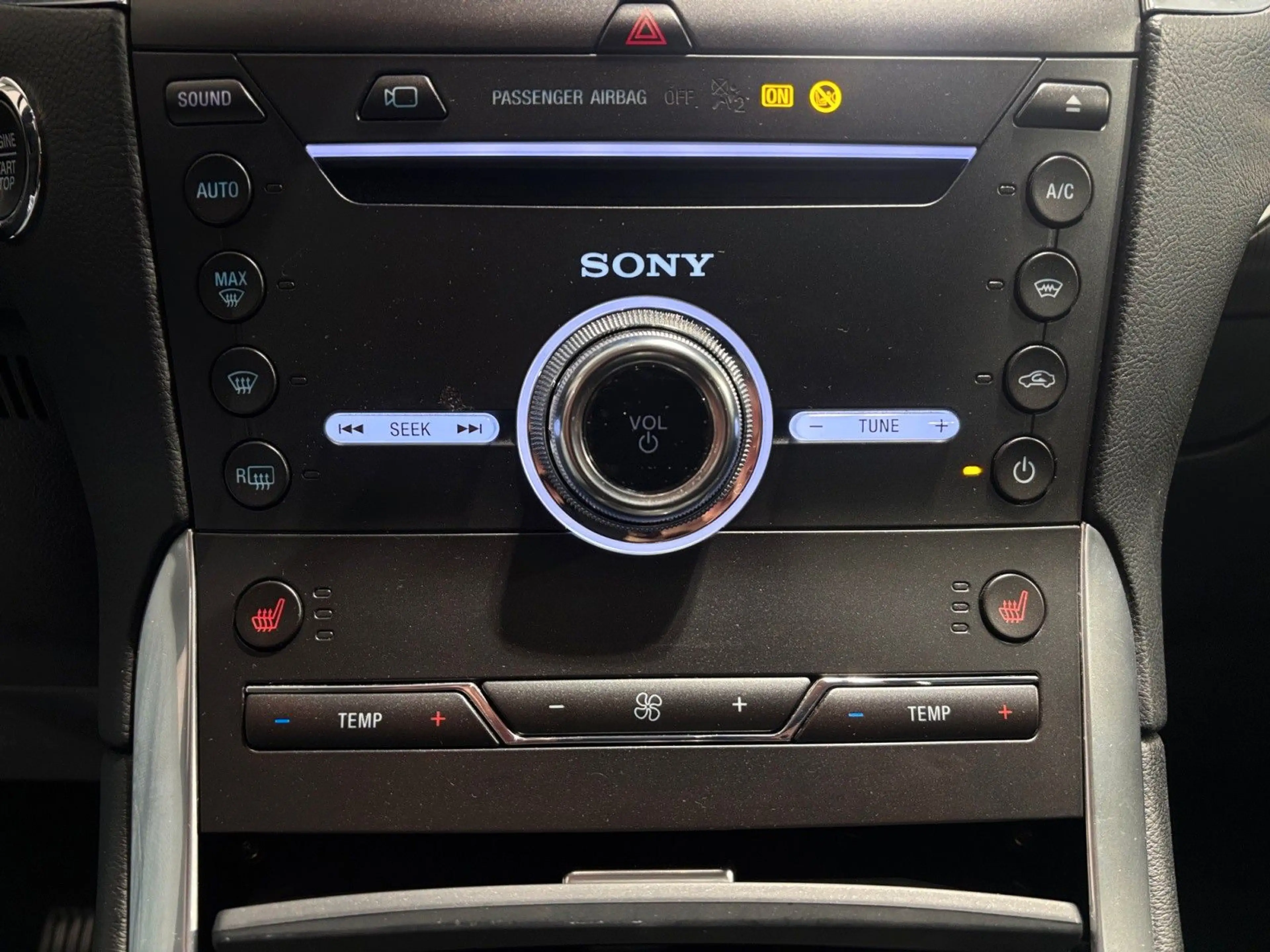 Ford S-Max S-MAX Titanium 7Sitz./LED/SZH/NAV/ACC/KAM — photo 26