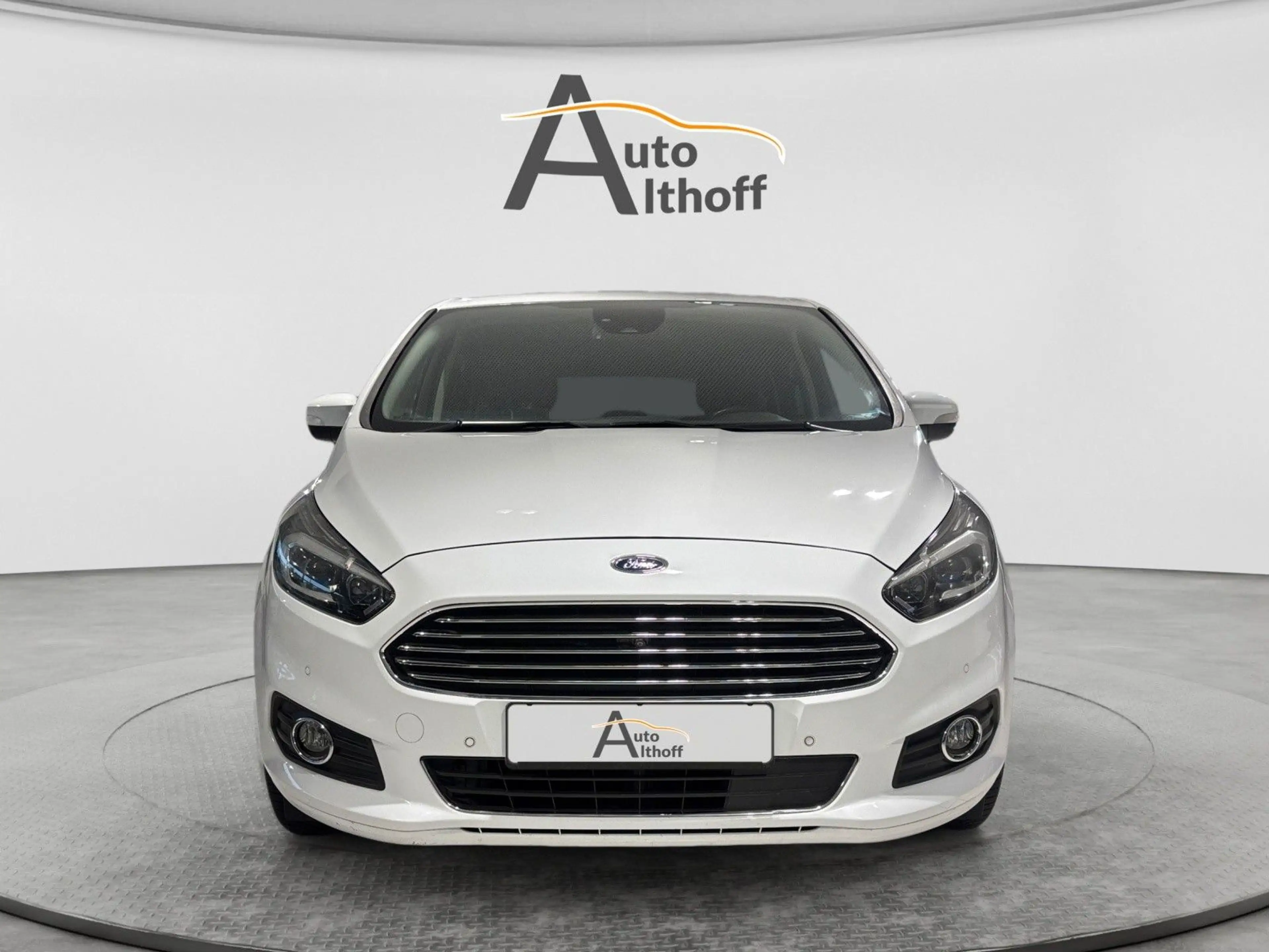 Ford S-Max S-MAX Titanium 7Sitz./LED/SZH/NAV/ACC/KAM — photo 2