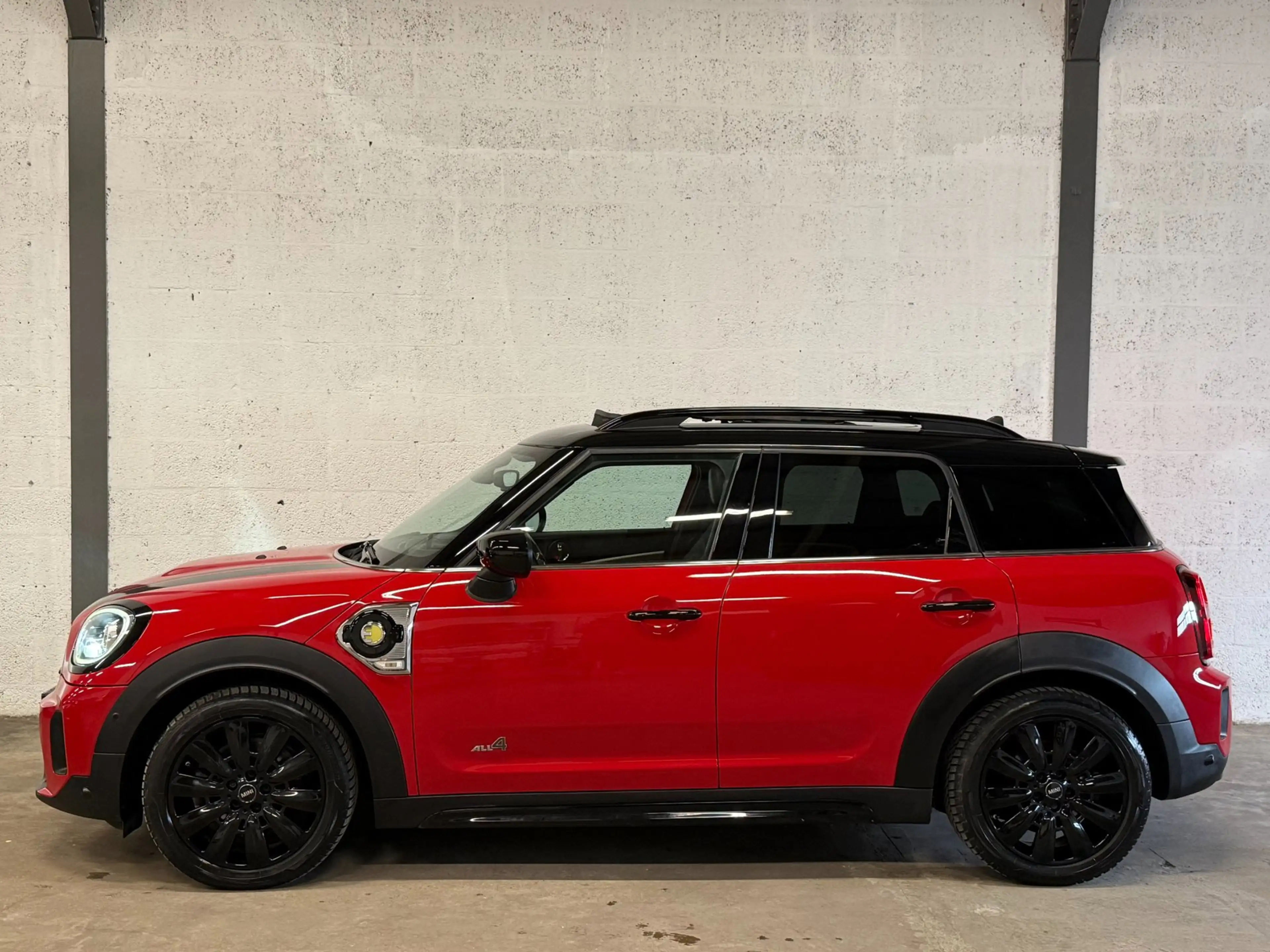 MINI Cooper SE Countryman 1.5 ALL4 Pano|Navi|H&K|Carplay|Camera|Dealer Onder — photo 4