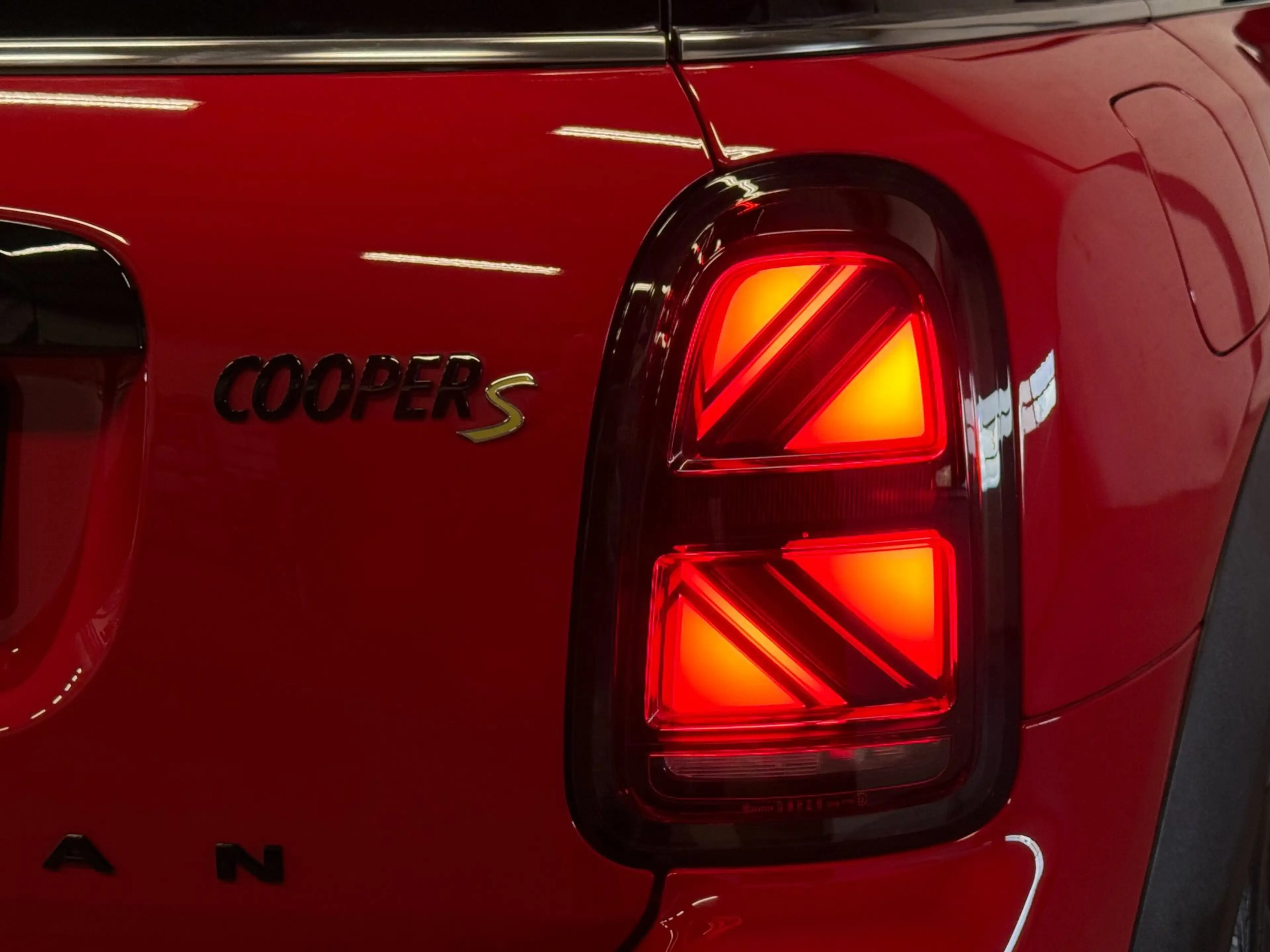 MINI Cooper SE Countryman 1.5 ALL4 Pano|Navi|H&K|Carplay|Camera|Dealer Onder — photo 8