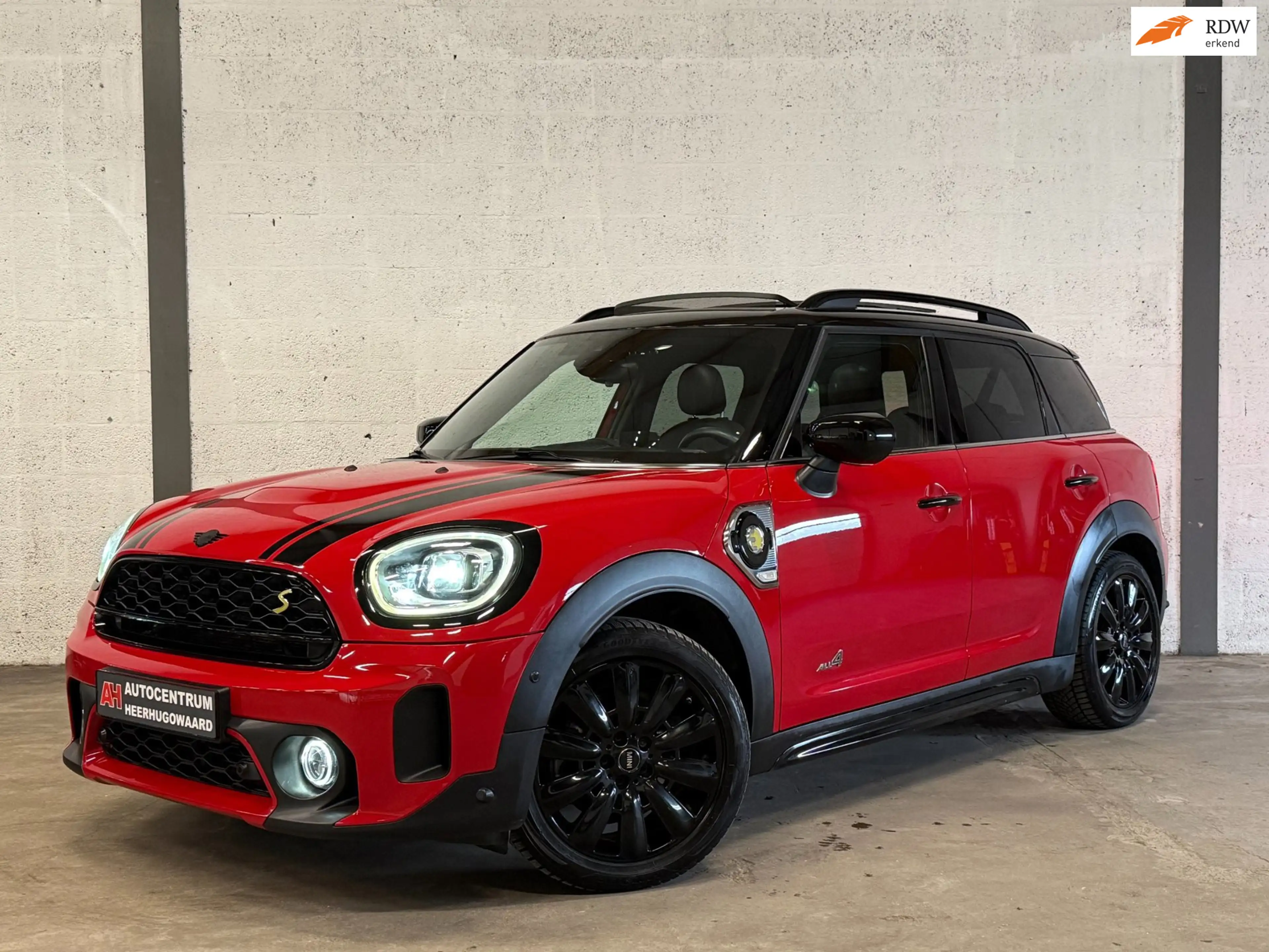 MINI Cooper SE Countryman 1.5 ALL4 Pano|Navi|H&K|Carplay|Camera|Dealer Onder