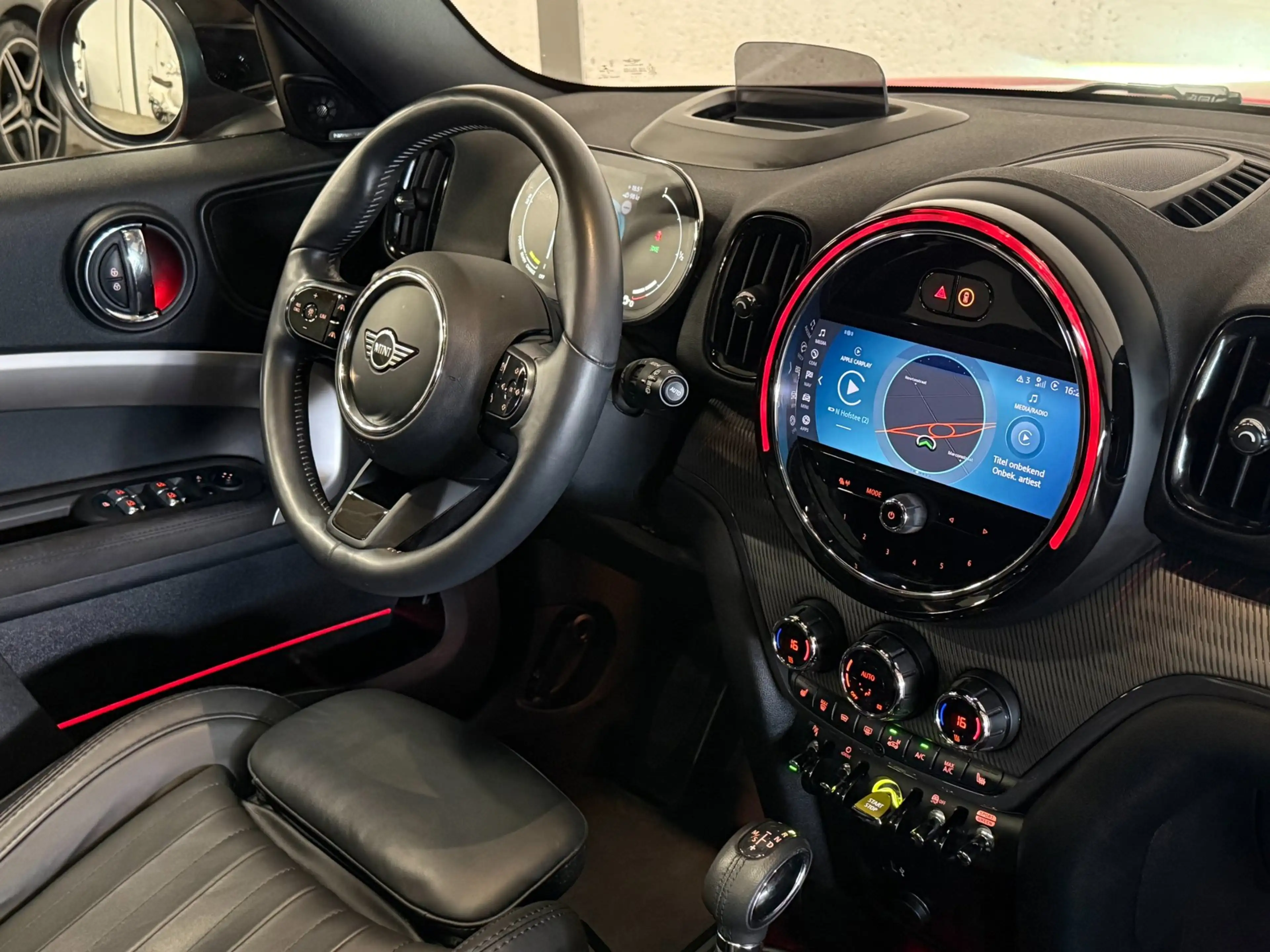 MINI Cooper SE Countryman 1.5 ALL4 Pano|Navi|H&K|Carplay|Camera|Dealer Onder — photo 2