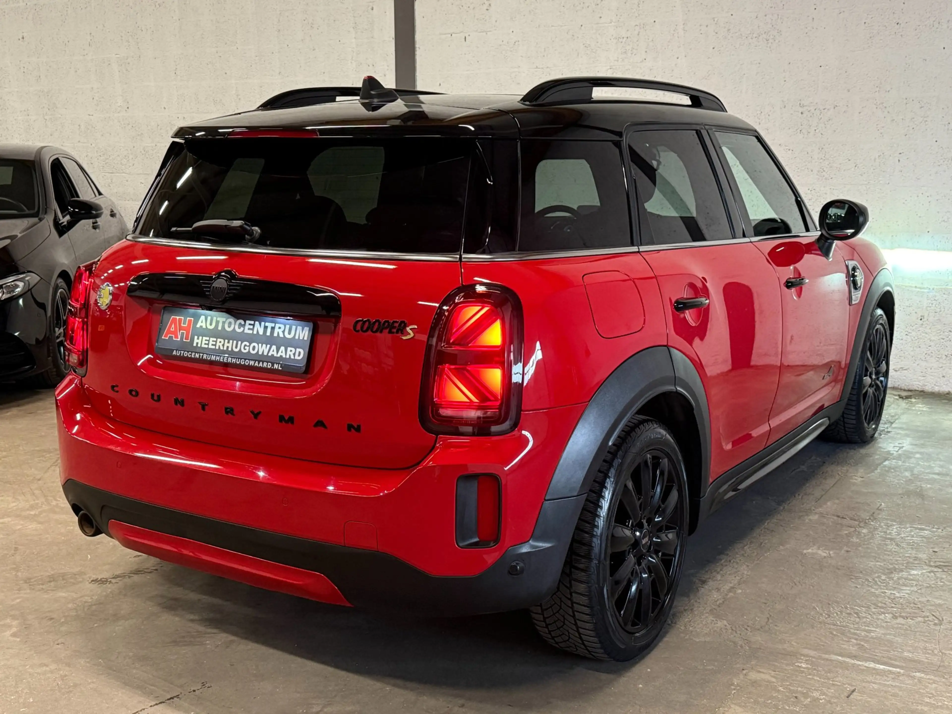 MINI Cooper SE Countryman 1.5 ALL4 Pano|Navi|H&K|Carplay|Camera|Dealer Onder — photo 3
