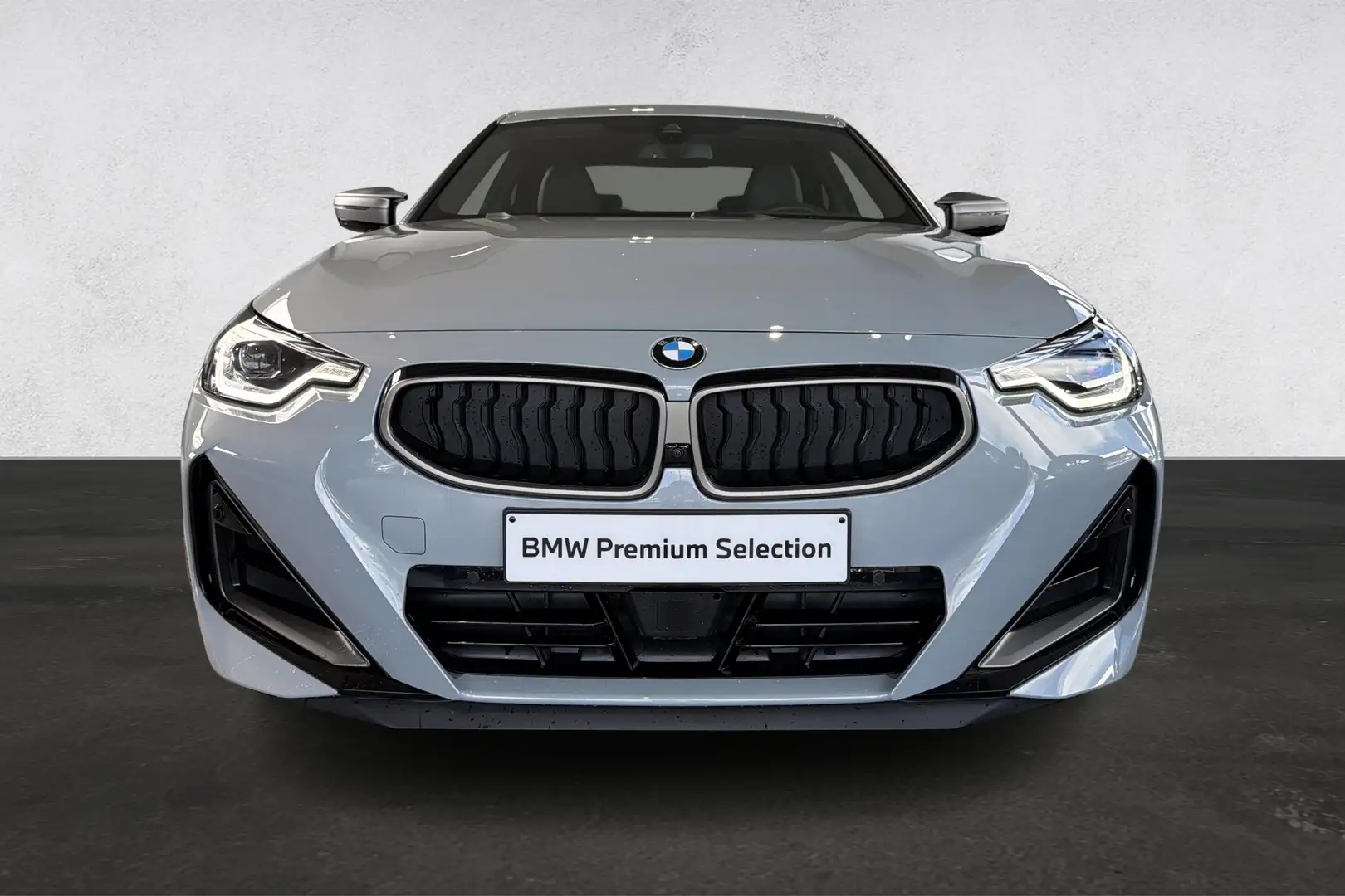 BMW 240 Coupé Grau - 2