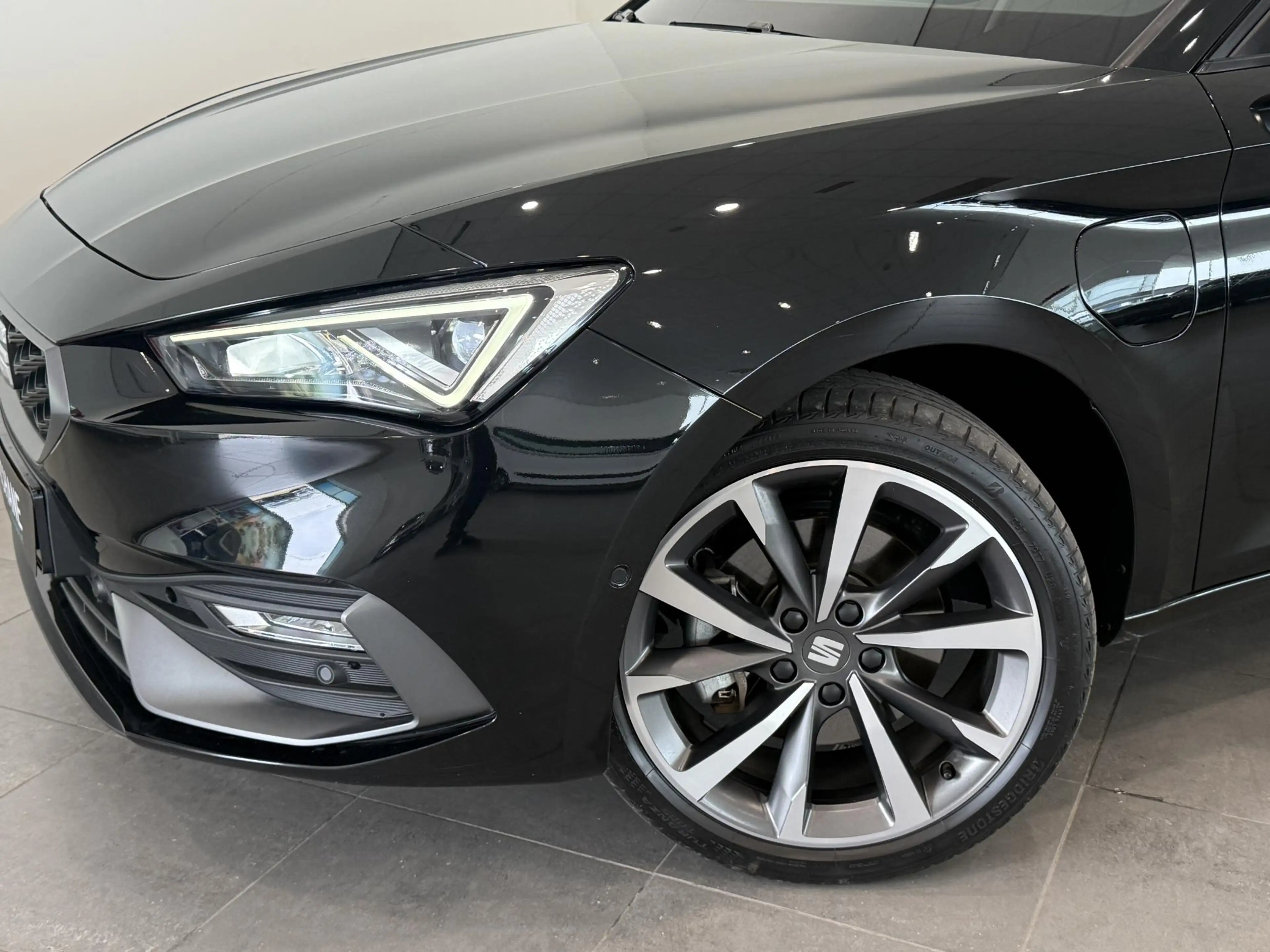 SEAT Leon e-Hybrid Sportstourer 1.4 TSI eHybrid PHEV FR Business Inte — photo 26