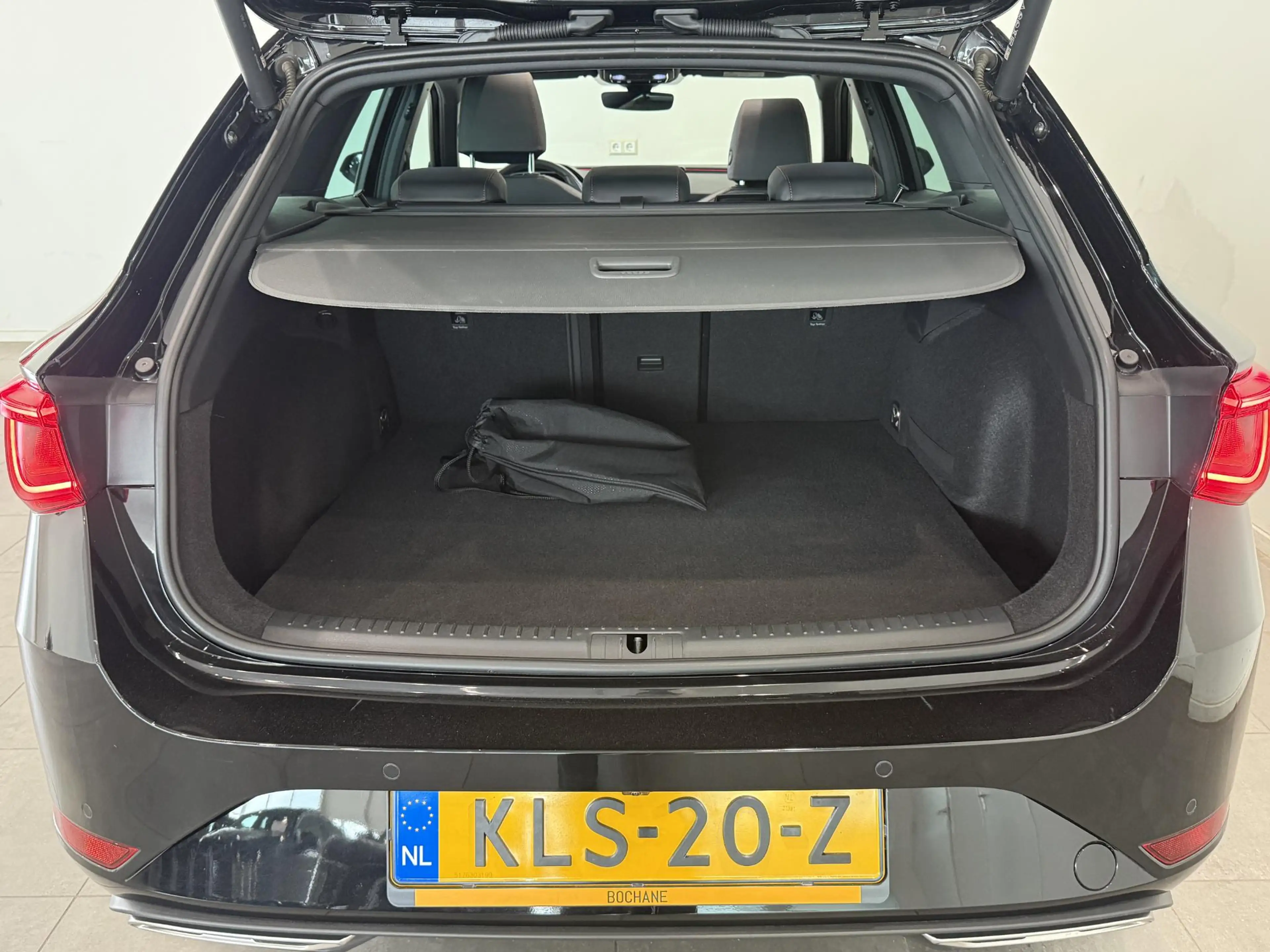SEAT Leon e-Hybrid Sportstourer 1.4 TSI eHybrid PHEV FR Business Inte — photo 9