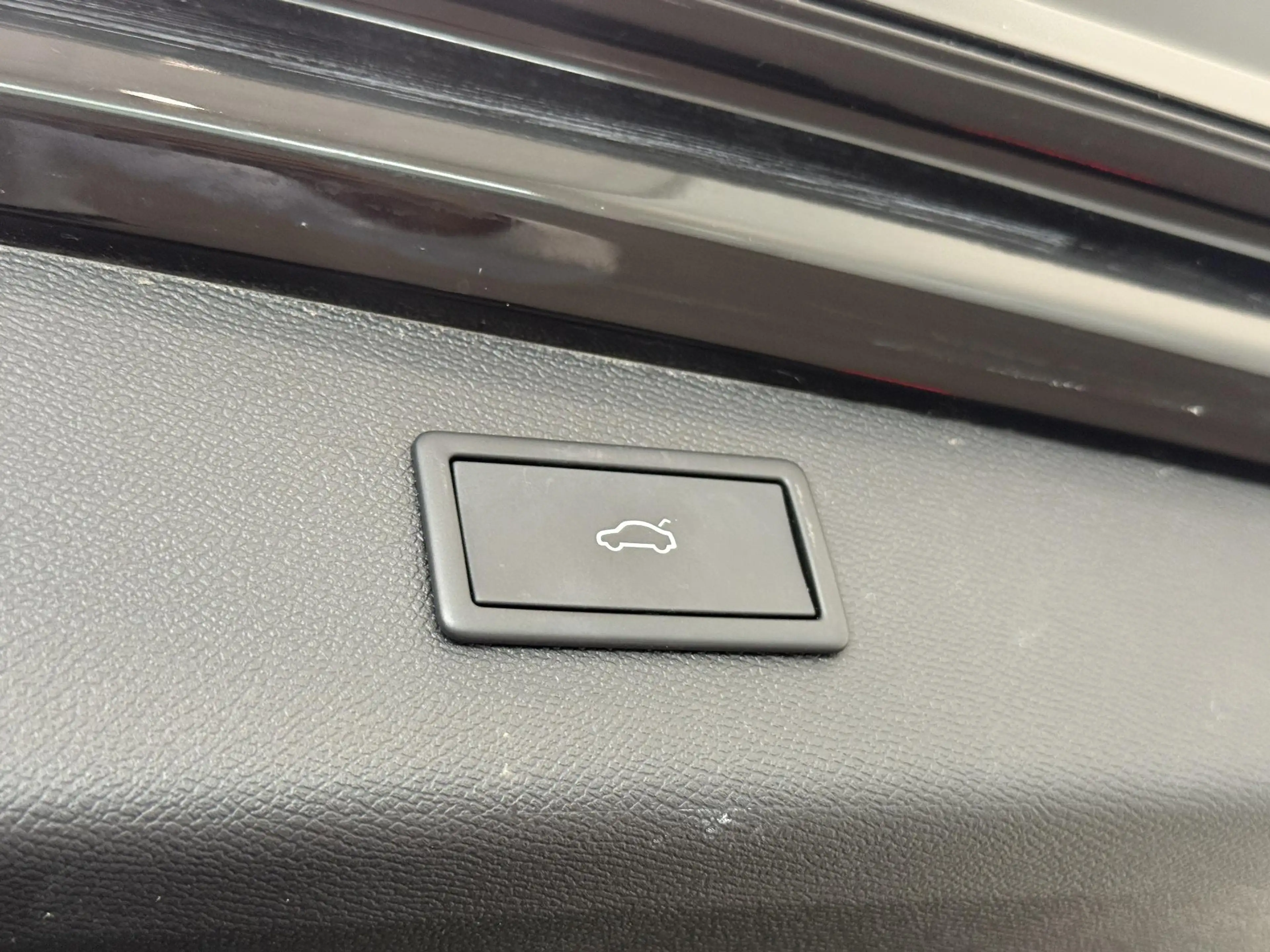 SEAT Leon e-Hybrid Sportstourer 1.4 TSI eHybrid PHEV FR Business Inte — photo 23