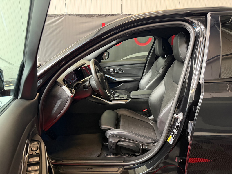 BMW 330 /Led/Ambi/Virtual/Zv/Cc/Pdc/Leder/Carplay/18"inc/ — photo 11