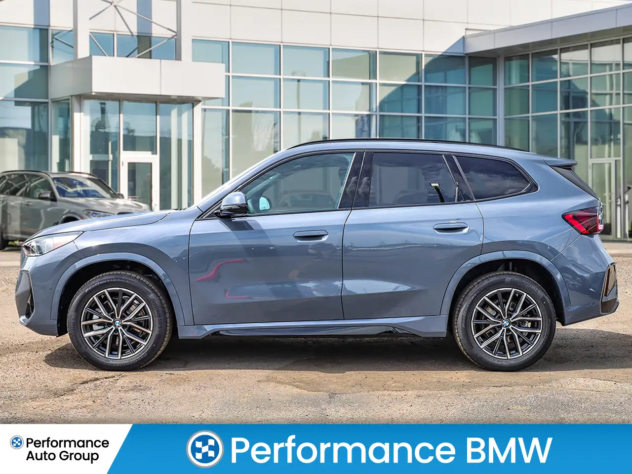 BMW X1 снимка BMW X1