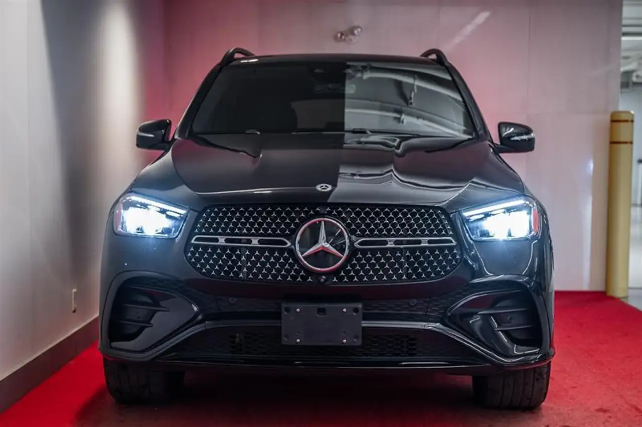 Mercedes-Benz GLE снимка Mercedes-Benz GLE