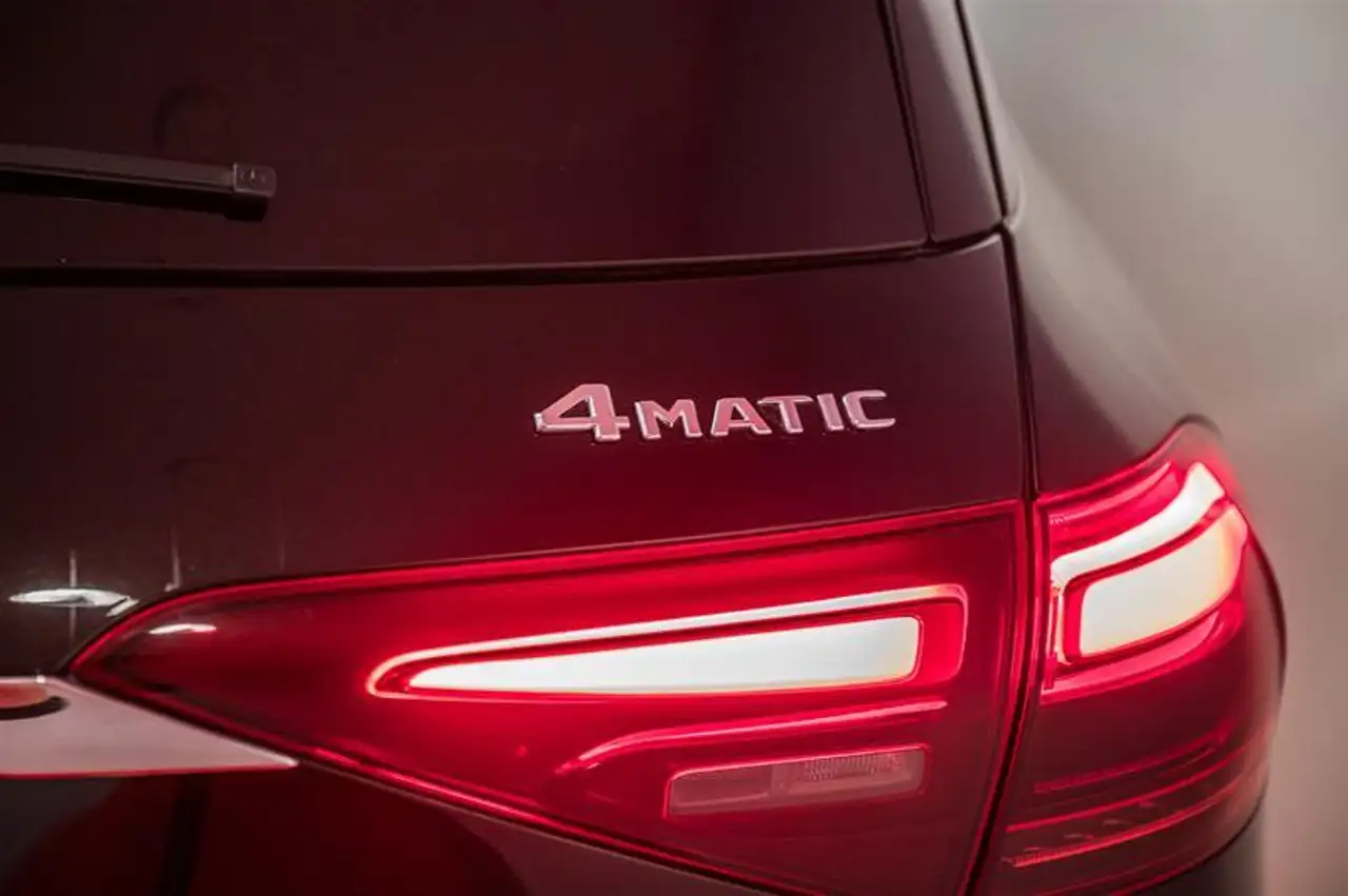 Mercedes-Benz GLE снимка Mercedes-Benz GLE
