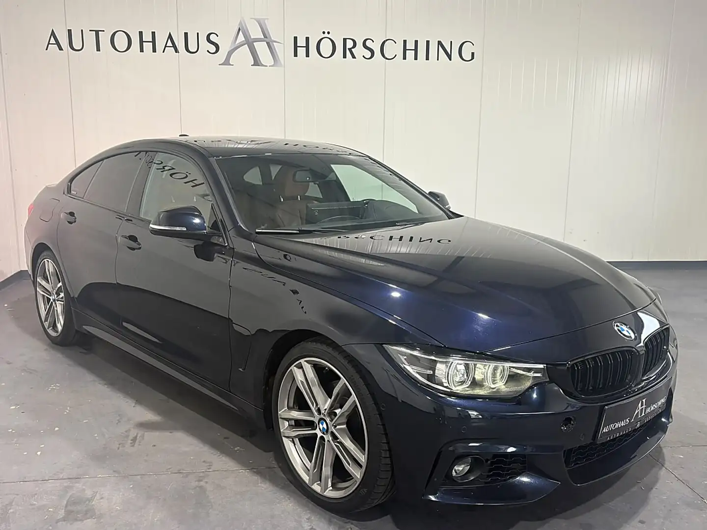 BMW 420 i Gran Coupe Aut. Schwarz - 1