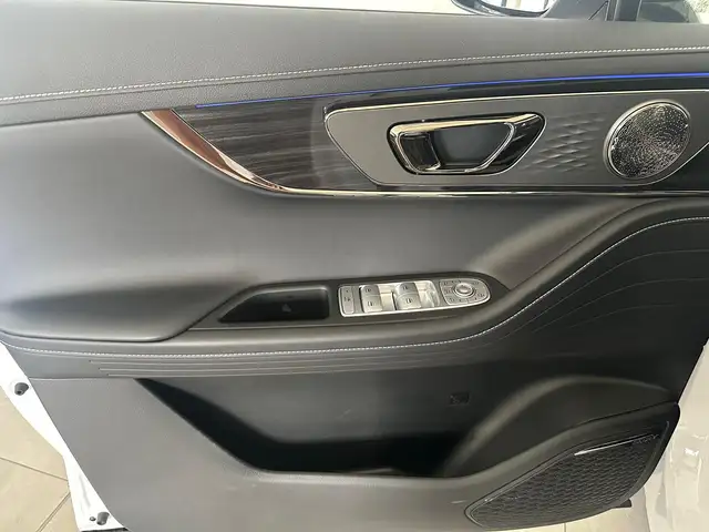 Omoda 5 view 13