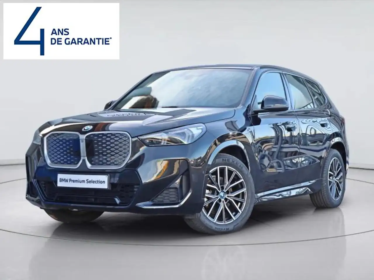 BMW iX1