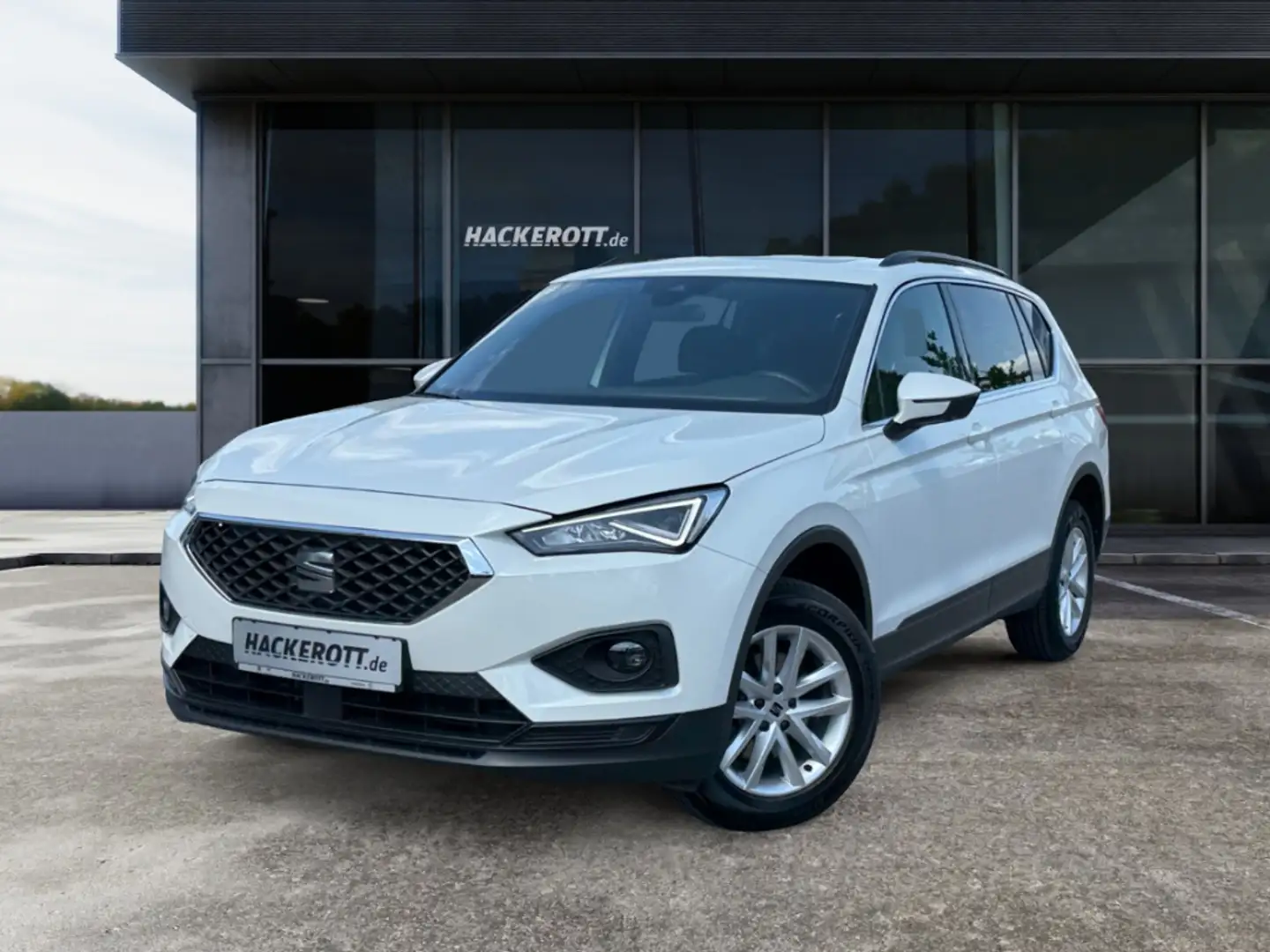 SEAT Tarraco Style 1.5 TSI ACT 7-Sitzer AHK Full Link Panorama Weiß - 1
