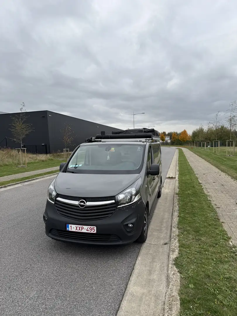 Opel Vivaro L2 H1 bi-turbo Gris - 1