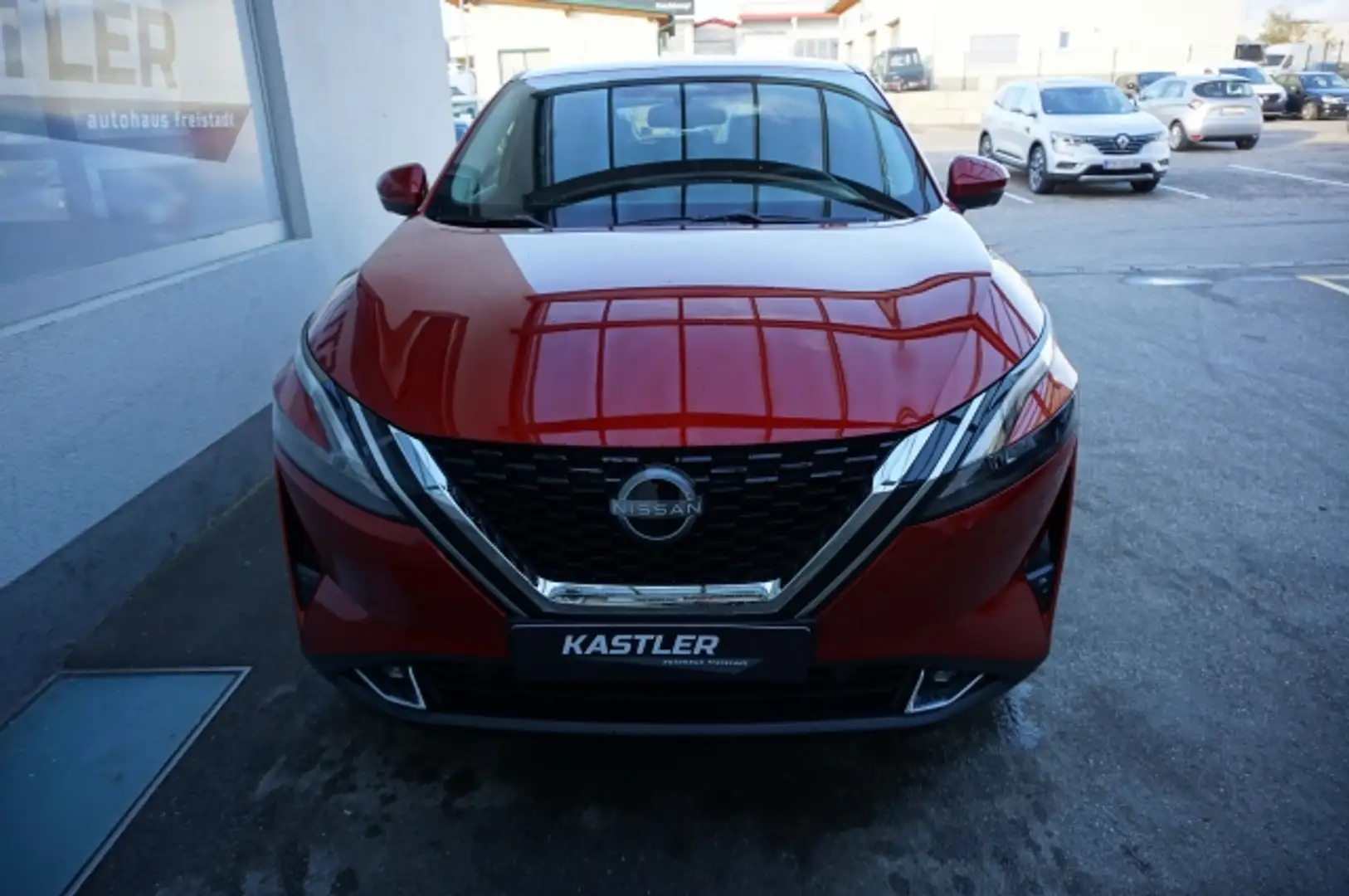 Nissan Qashqai N-Connecta 1,3 DIG-T Winter/Business Paket Rot - 2