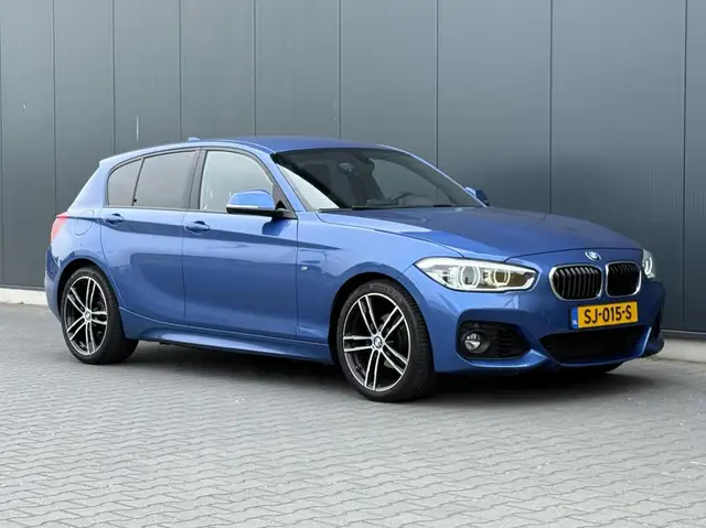 BMW 1 Series view 10