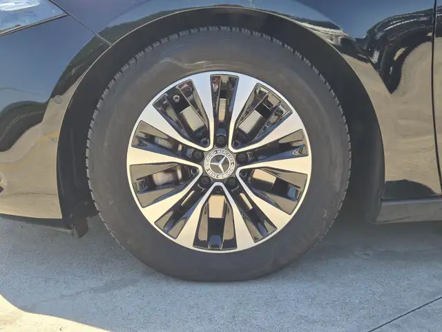 Mercedes-Benz A view 13