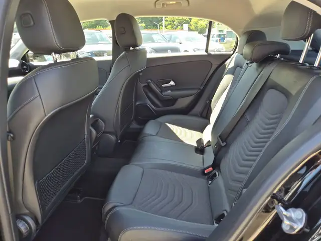 Mercedes-Benz A view 7