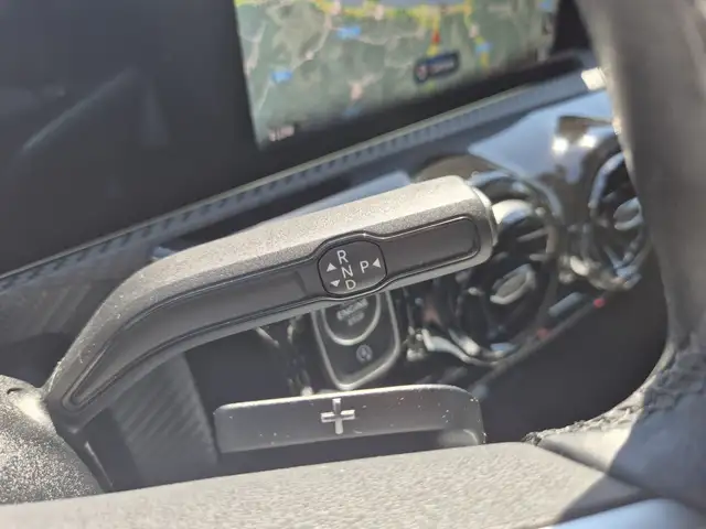 Mercedes-Benz A view 10