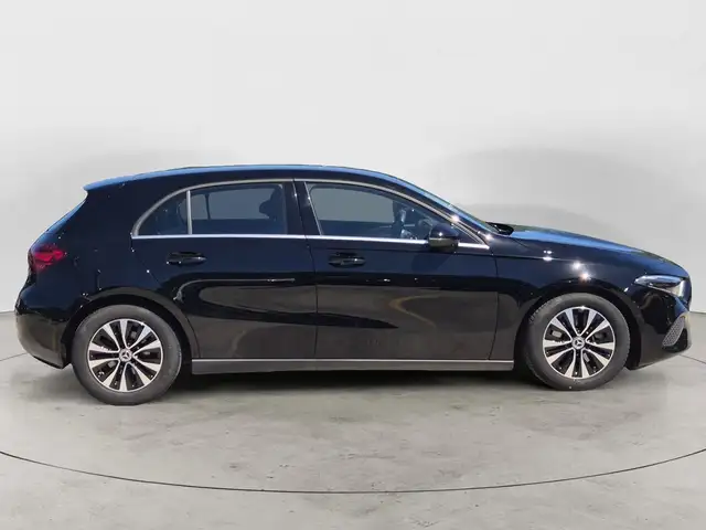 Mercedes-Benz A view 5
