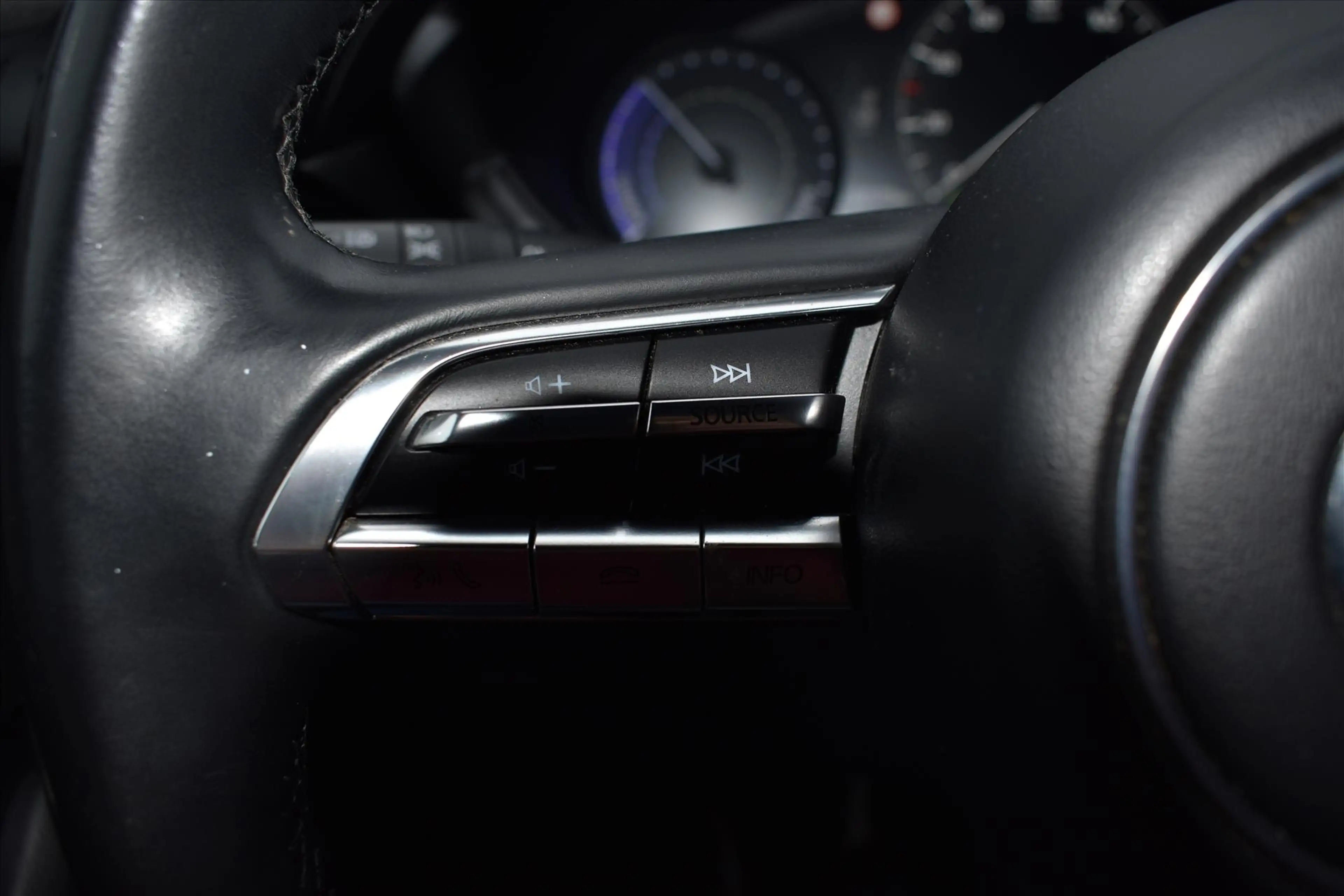 Mazda MX-30 E-SKYACTIV 145pk Aut First Edition 2Tone — photo 9