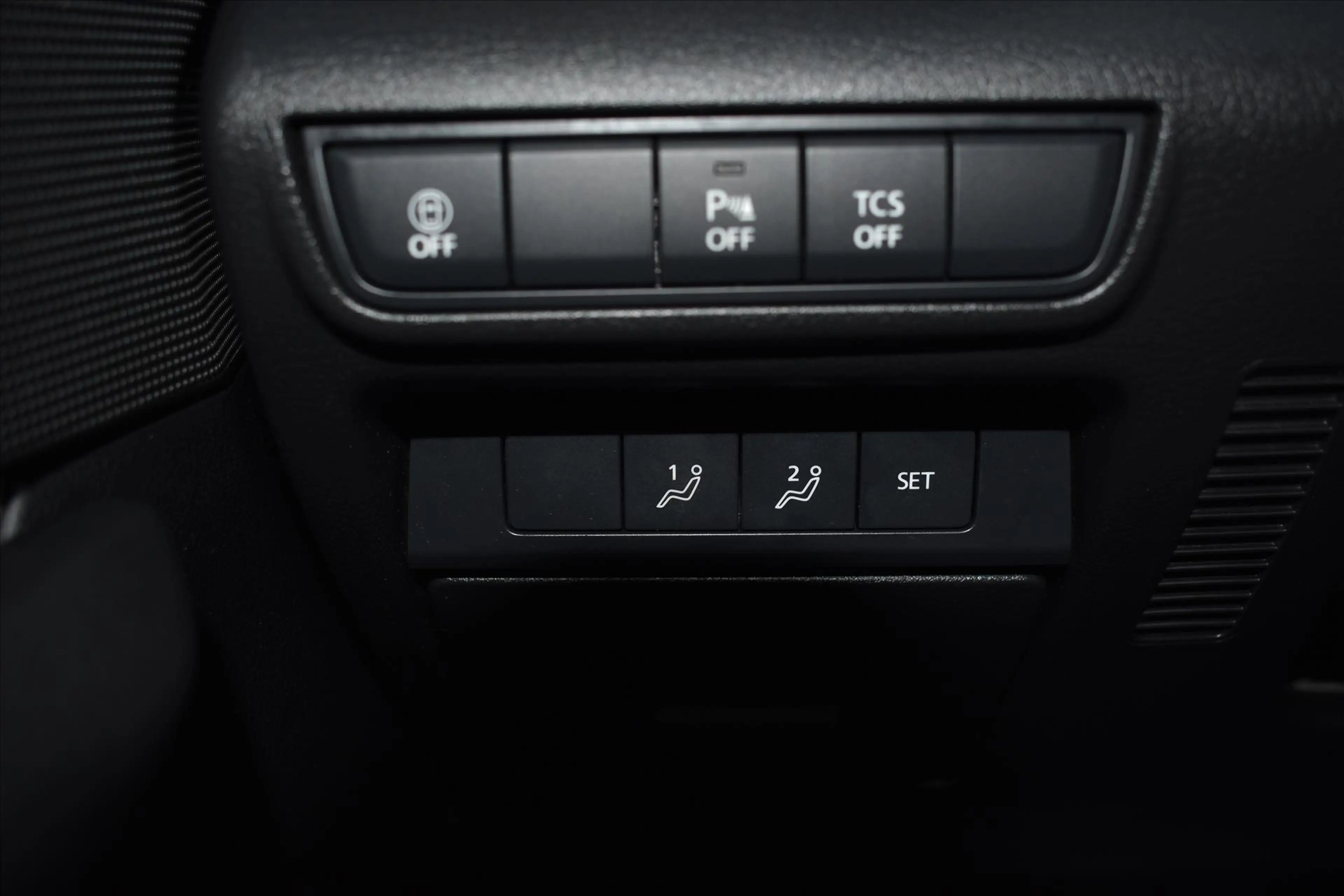 Mazda MX-30 E-SKYACTIV 145pk Aut First Edition 2Tone — photo 8