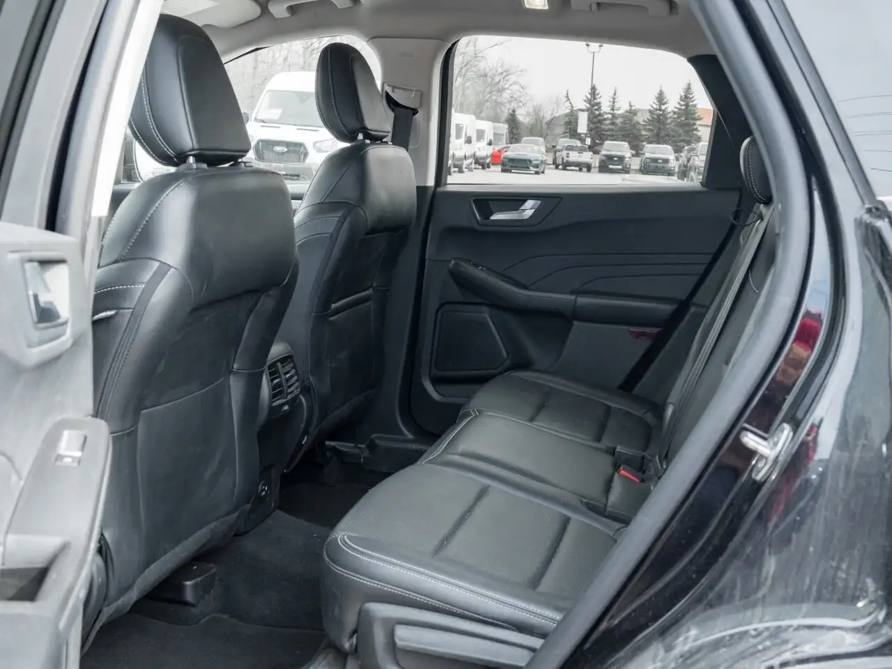 Ford Escape снимка Ford Escape