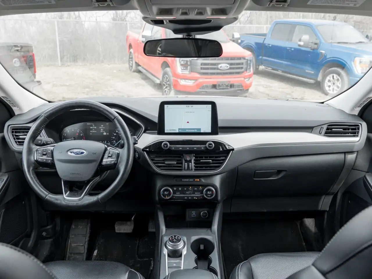 Ford Escape снимка Ford Escape