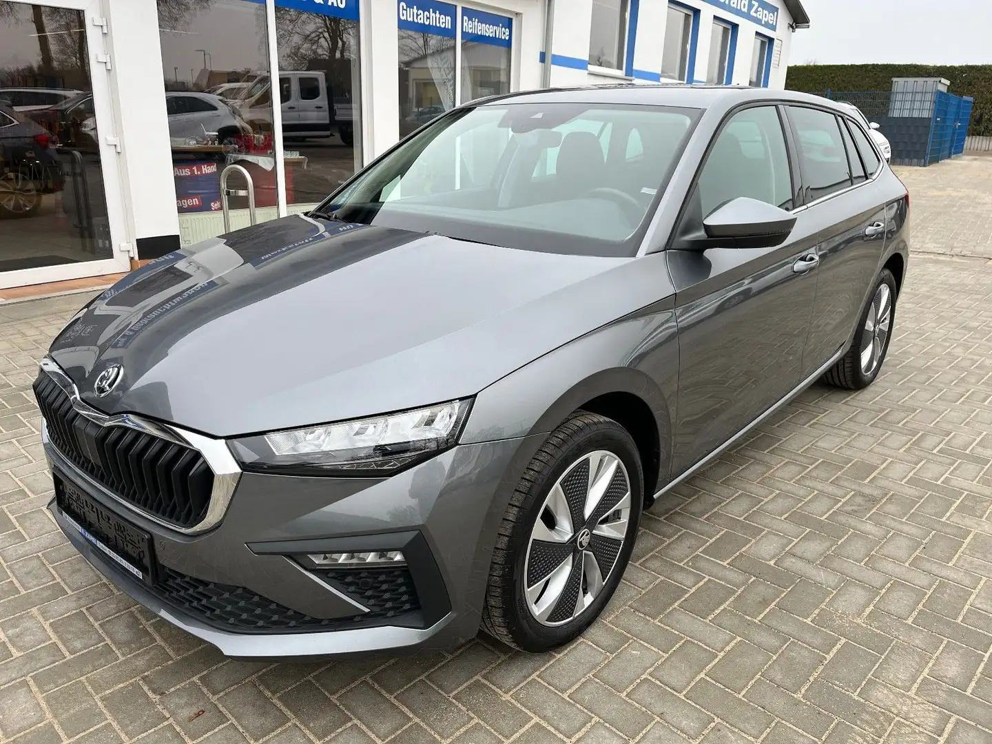 Skoda Scala 1,0 TSI DSG*Top-Selection*Aut./Navi/LED/SH Grau - 1