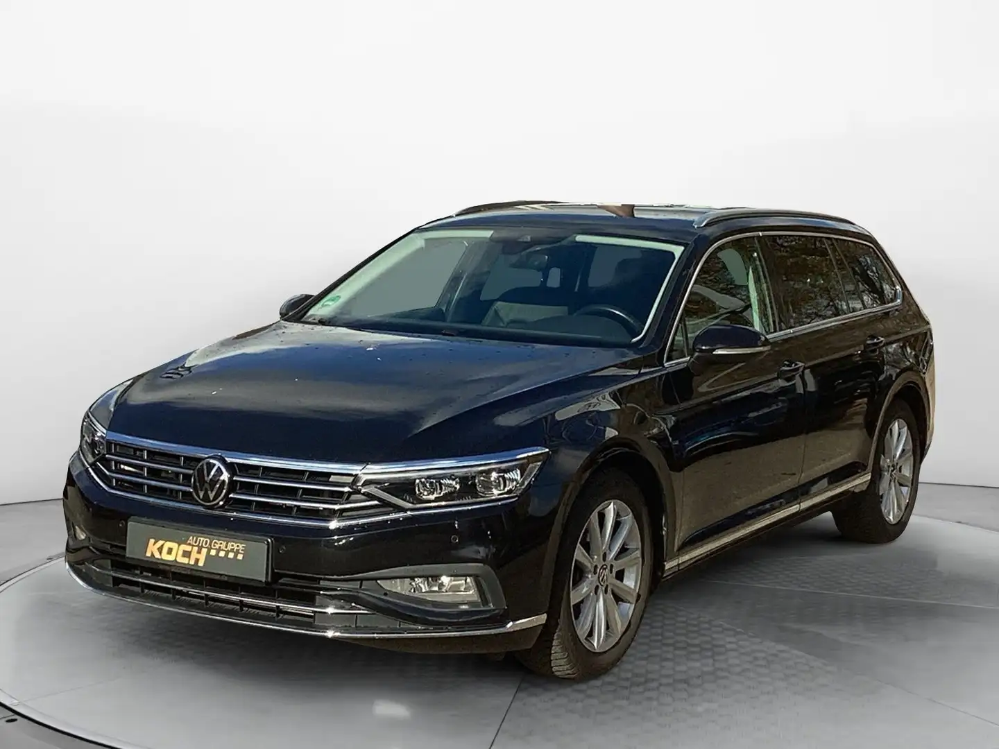Volkswagen Passat Variant 2.0TDI Elegance DSG Navi LED AHK Negro - 2