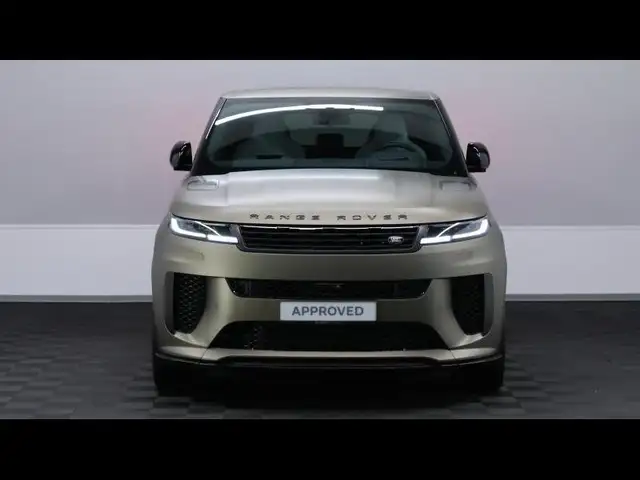 Land Rover Range Rover Sport view 2