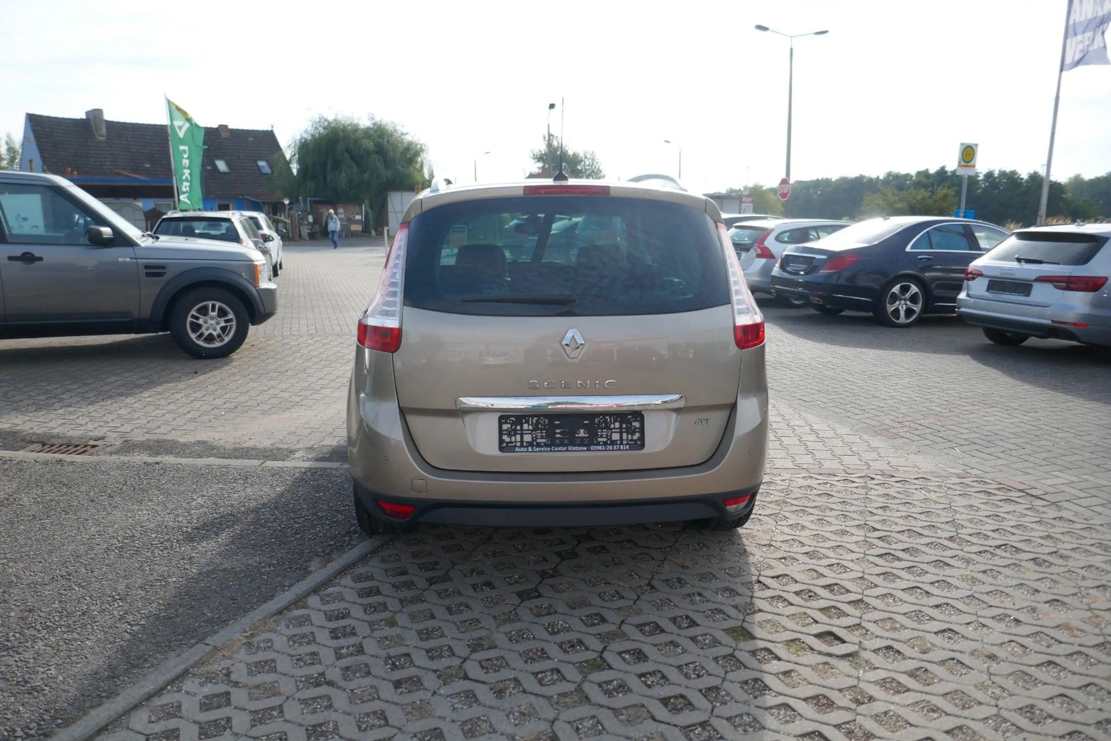 Renault Grand Scenic 2.0 DCI Bose Edition PANORAMA — photo 7