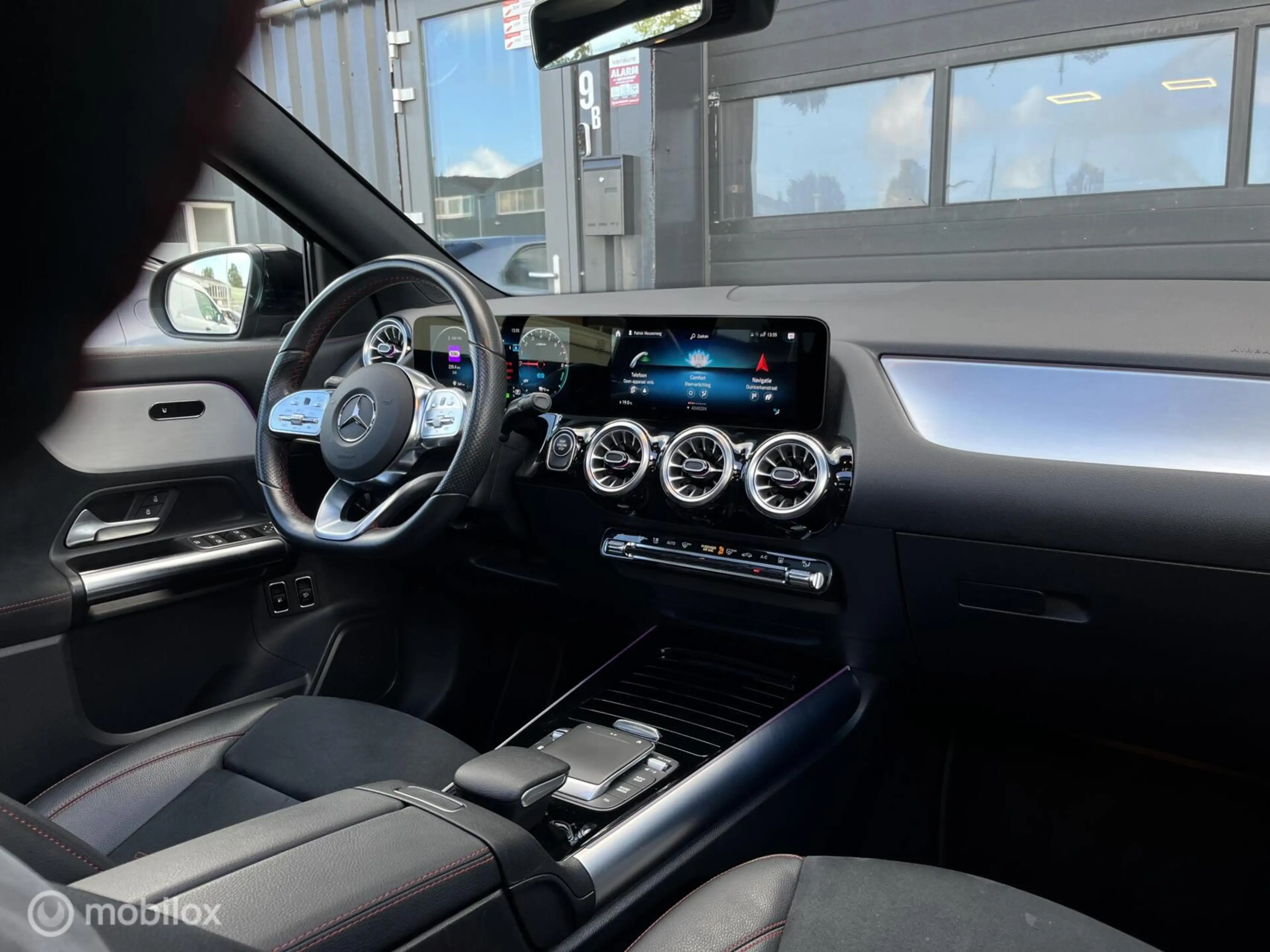 Mercedes-Benz GLA 250 e AMG Line|Panoramadak|Camera|Sfeerverlichting — photo 23