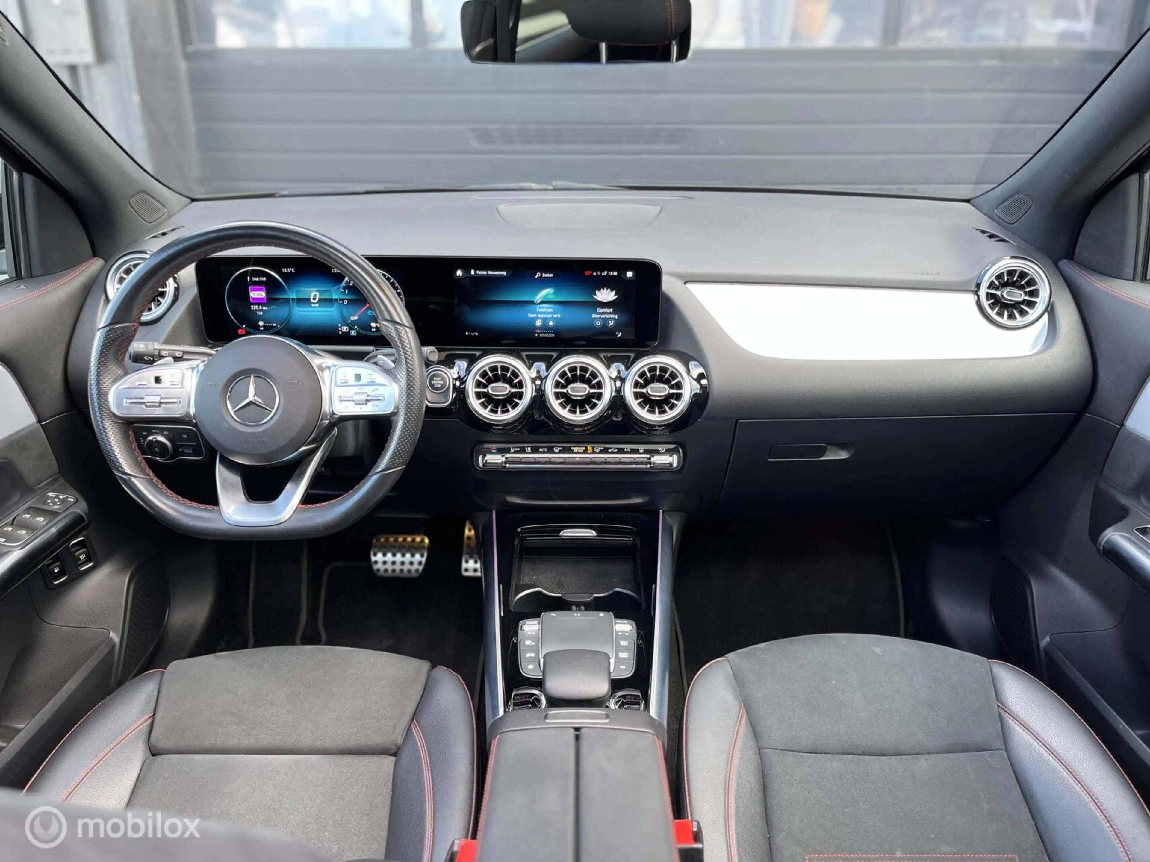 Mercedes-Benz GLA 250 e AMG Line|Panoramadak|Camera|Sfeerverlichting — photo 4