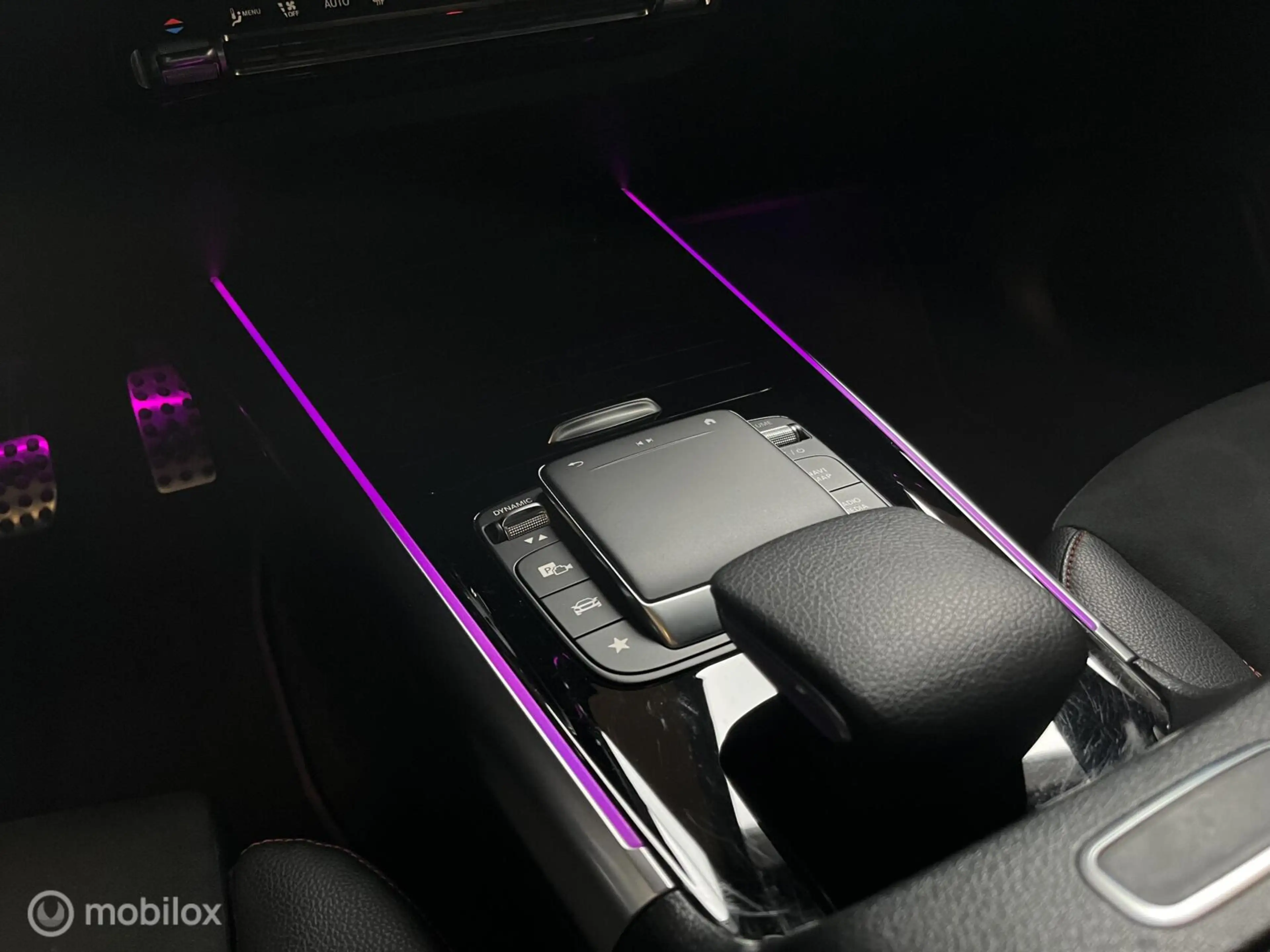Mercedes-Benz GLA 250 e AMG Line|Panoramadak|Camera|Sfeerverlichting — photo 22