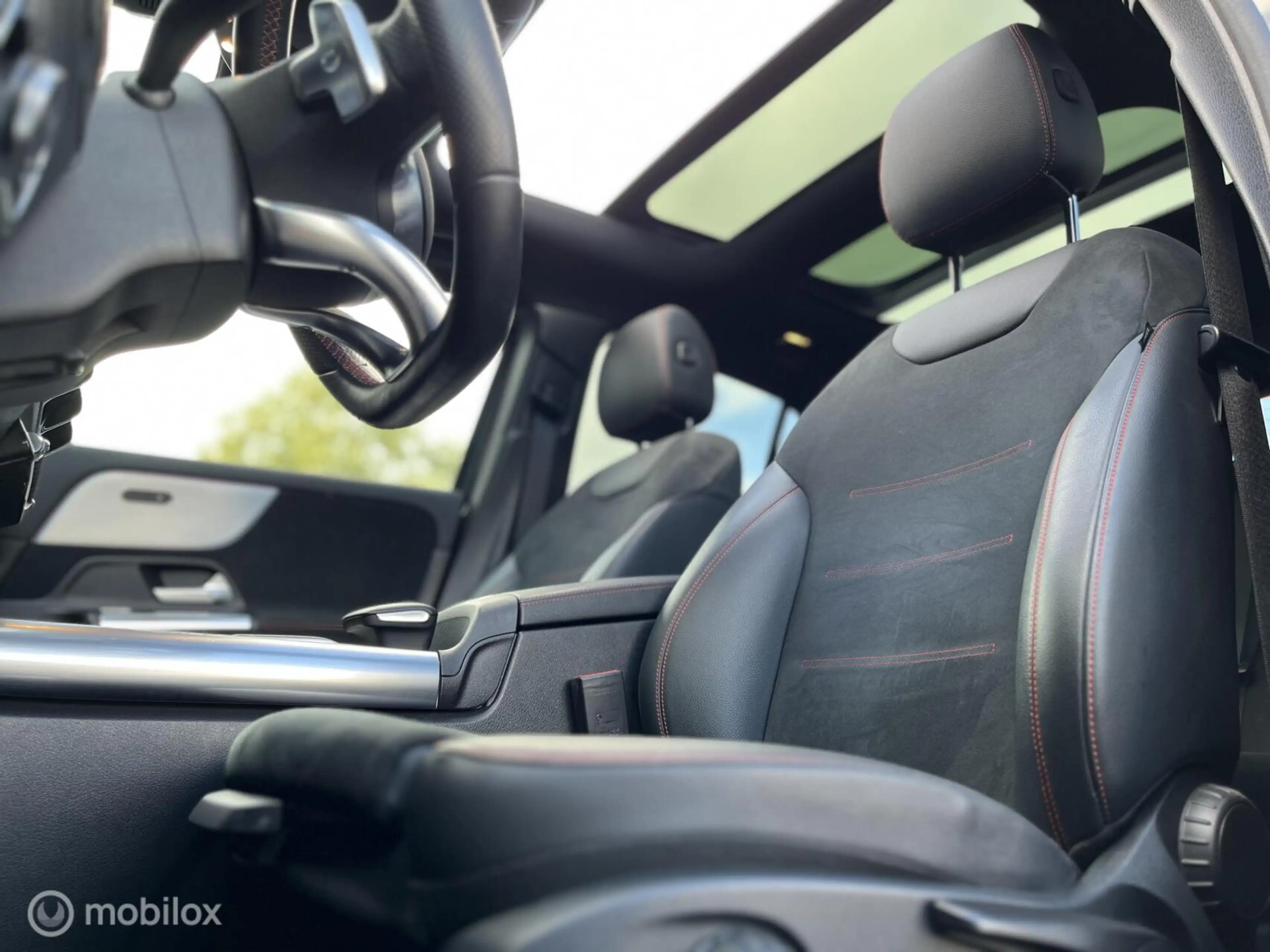 Mercedes-Benz GLA 250 e AMG Line|Panoramadak|Camera|Sfeerverlichting — photo 6