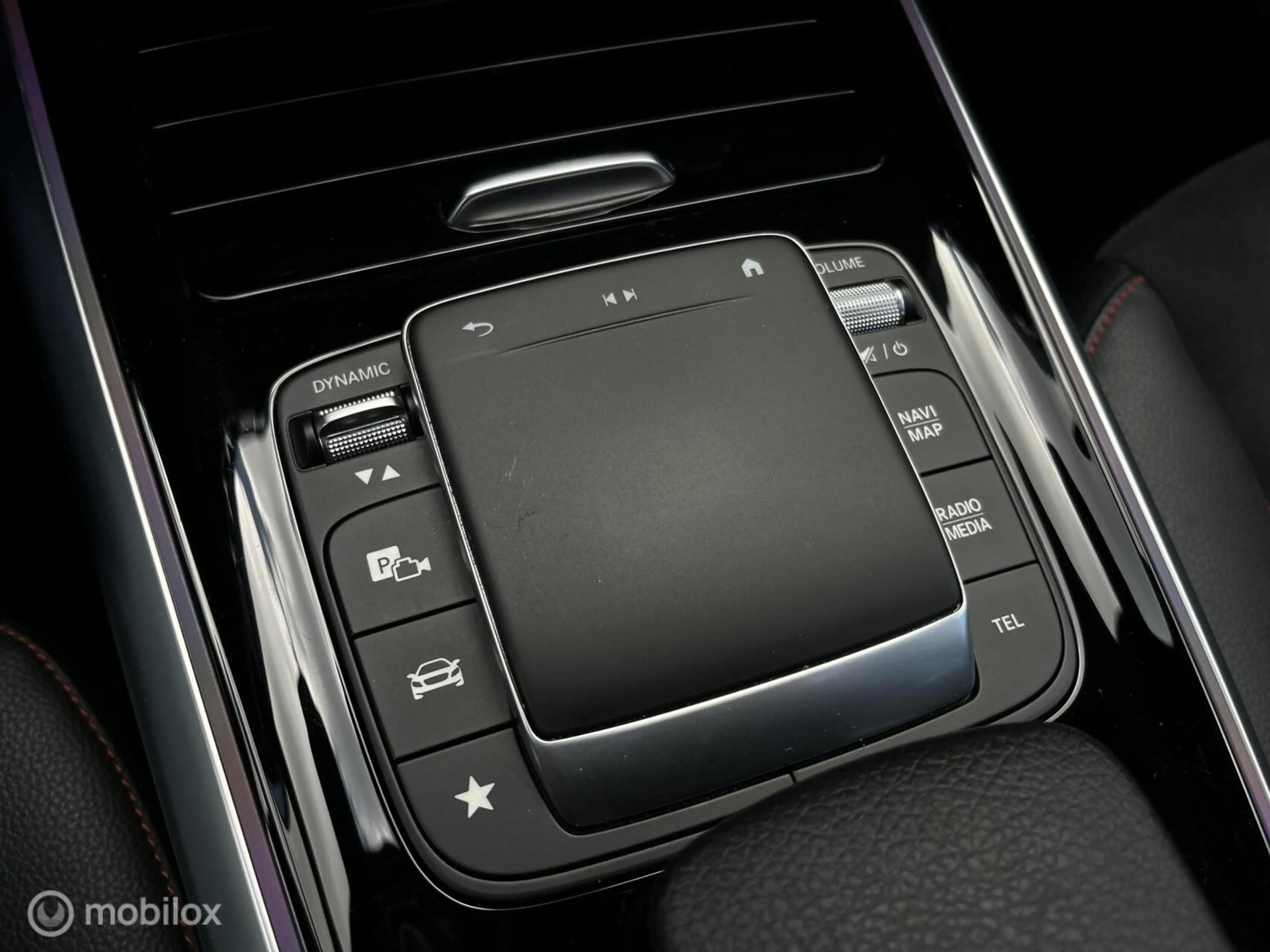 Mercedes-Benz GLA 250 e AMG Line|Panoramadak|Camera|Sfeerverlichting — photo 21