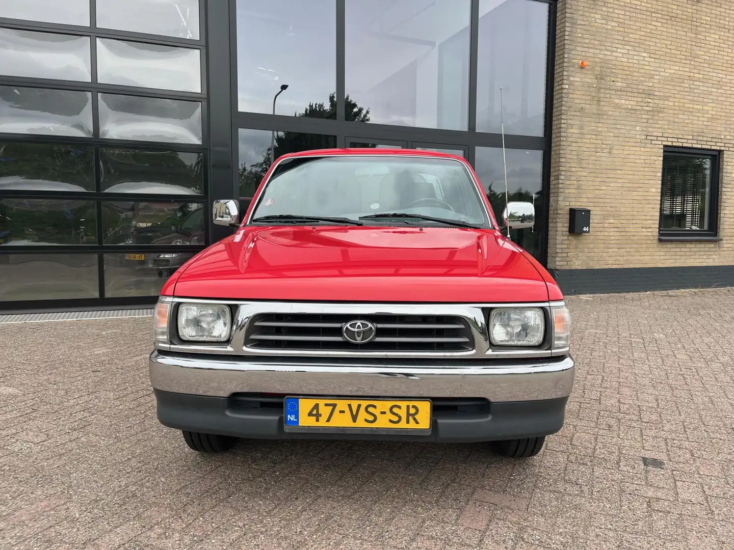 Toyota Hilux 2.4 Xtra Cab Pick-UP, 1 eigenaar, Uniek, Airco Rouge - 2