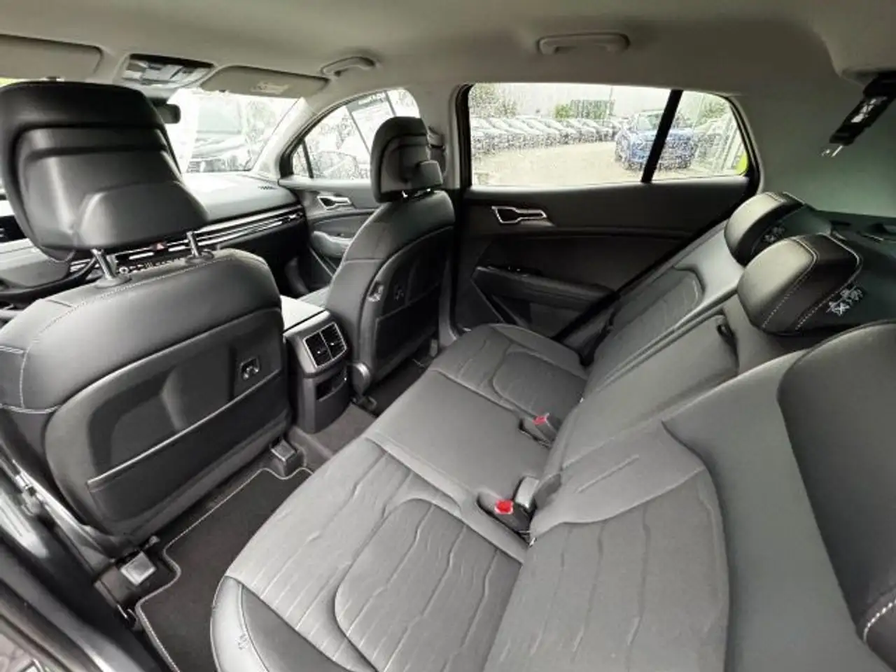 Kia Sportage SPORTAGE 1.6T AUTOMATIK VISION KOMFORT-PAKET 23