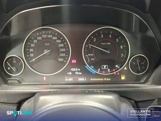 BMW 4 Series view 13