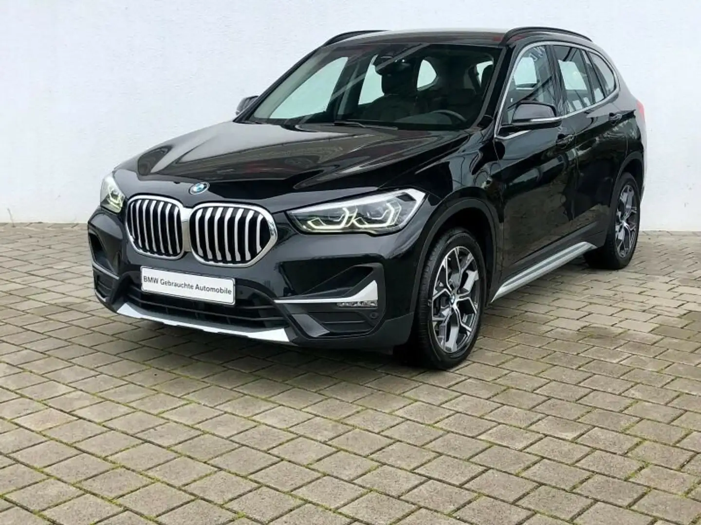 BMW X1 sDrive18d xLine AHK/LED/NAVI/S-SITZ/DDC/TEMPO Noir - 2